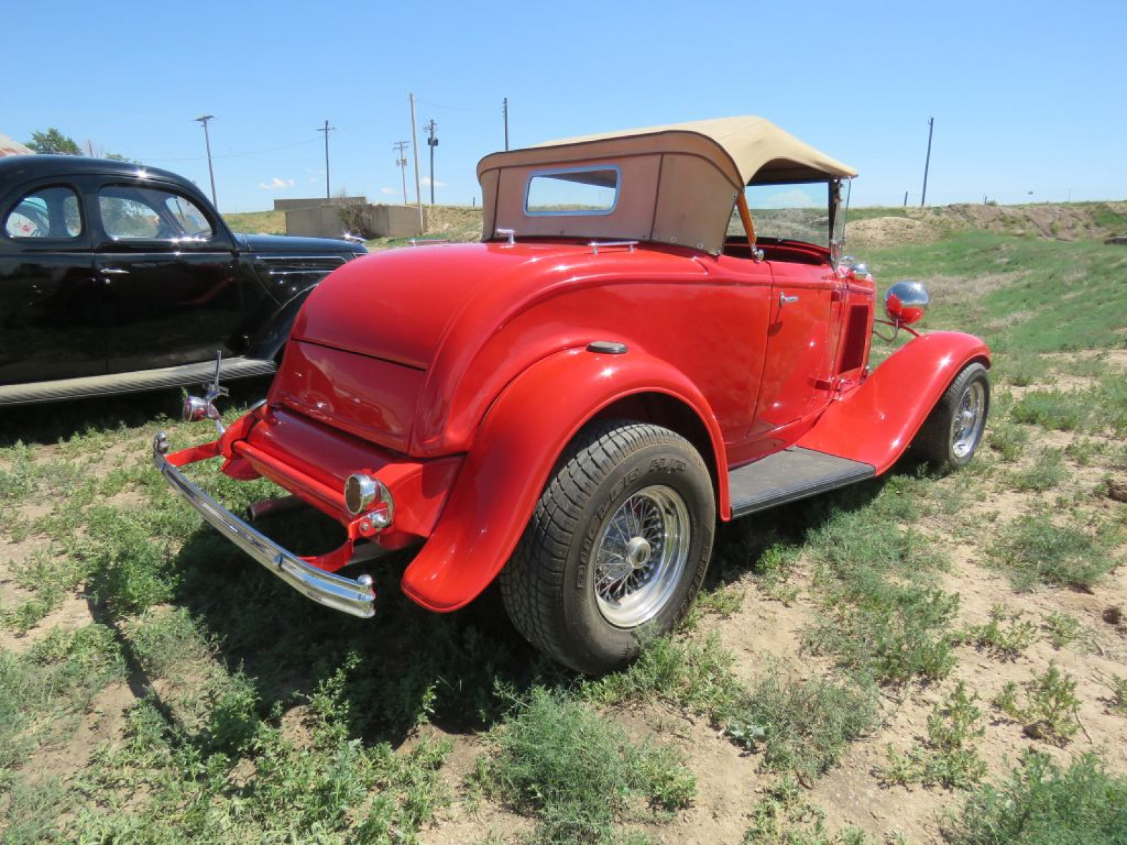 1932 Ford Roadster Custom - Image 13