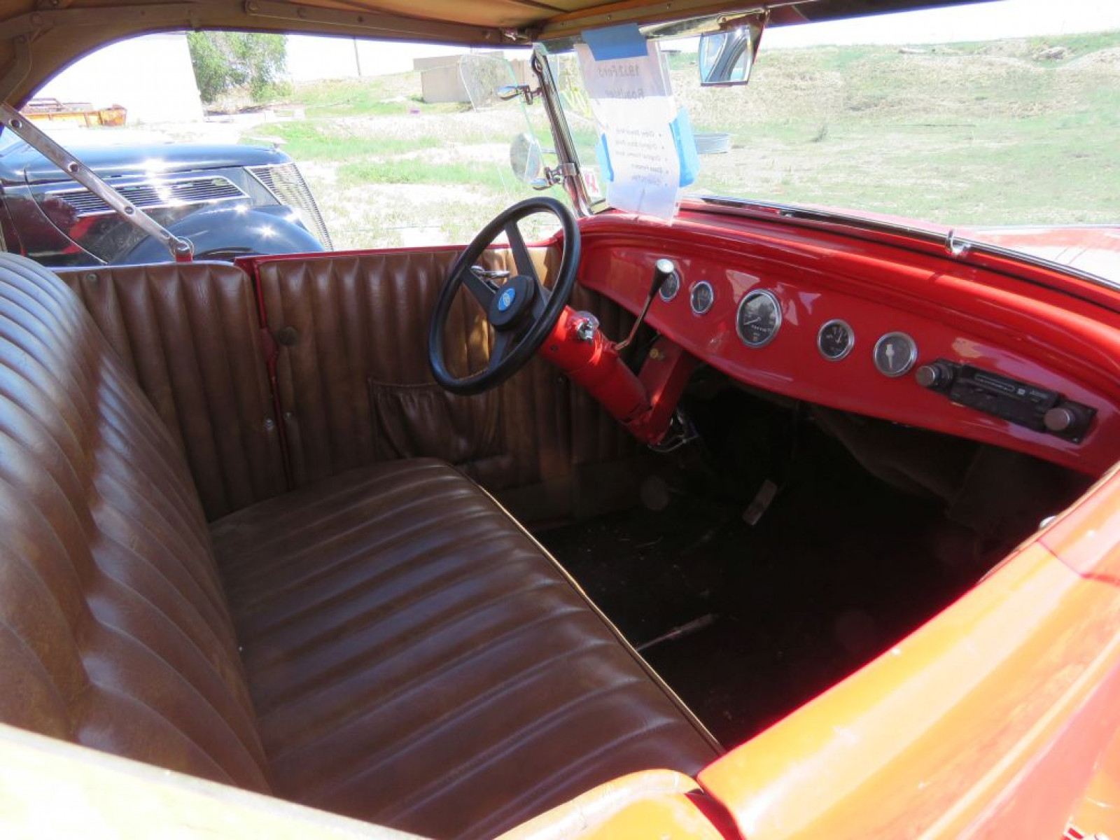 1932 Ford Roadster Custom - Image 15