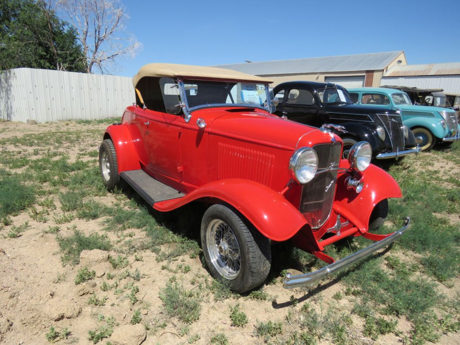 1932 Ford Roadster Custom - Image 3
