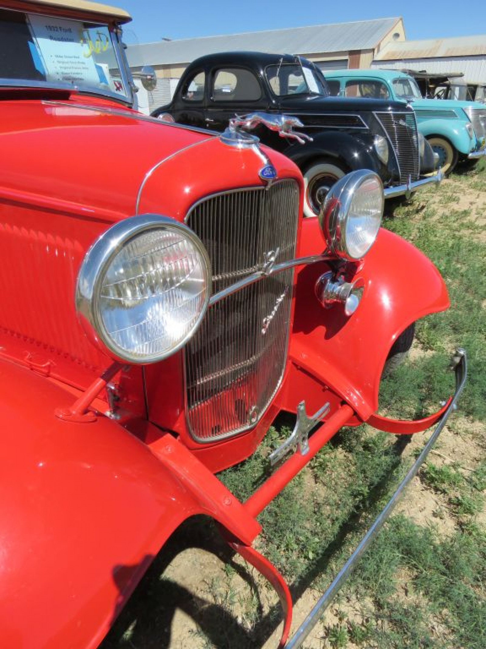 1932 Ford Roadster Custom - Image 4