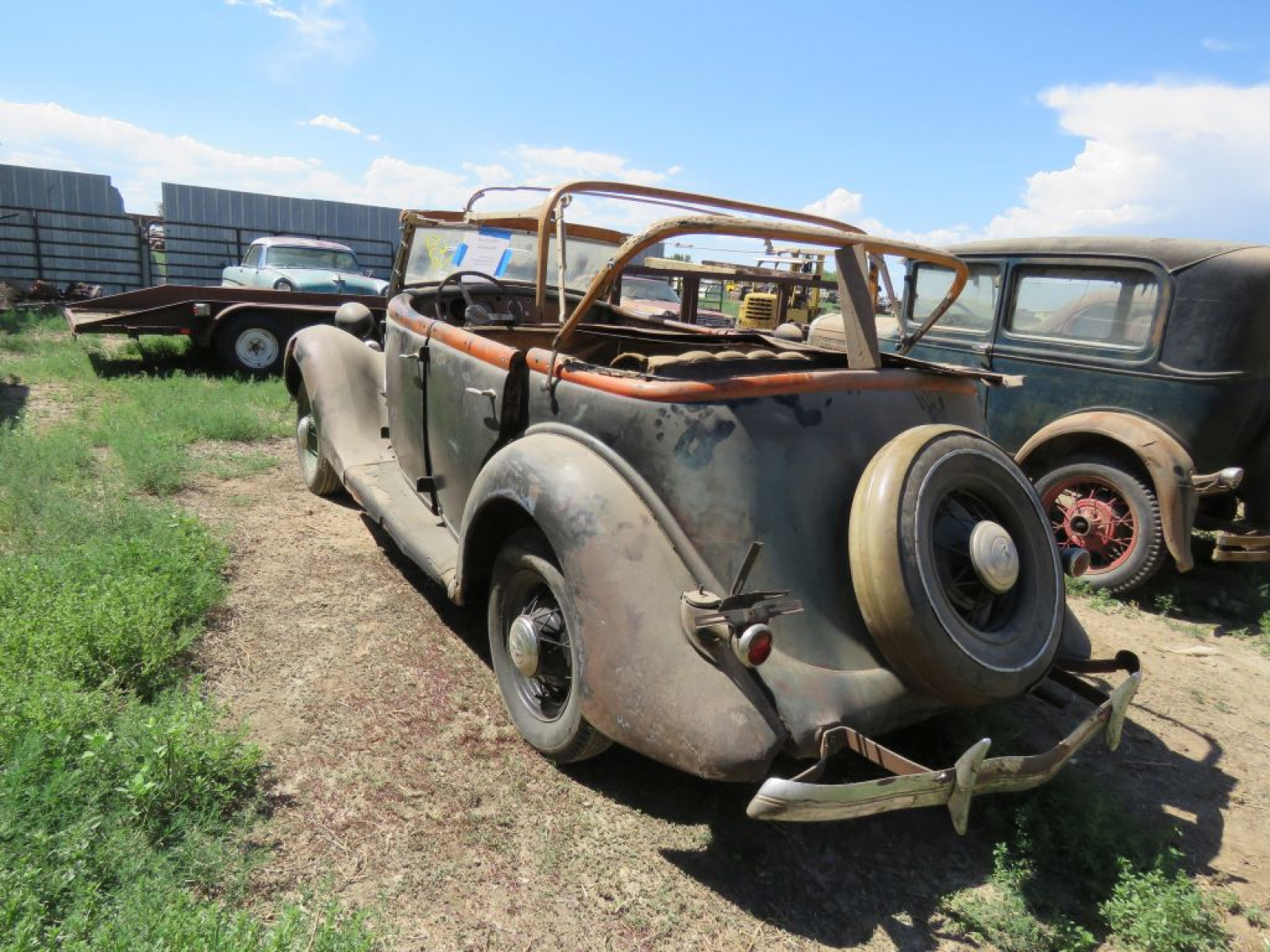 1935 Ford 4dr Phaeton - Image 12