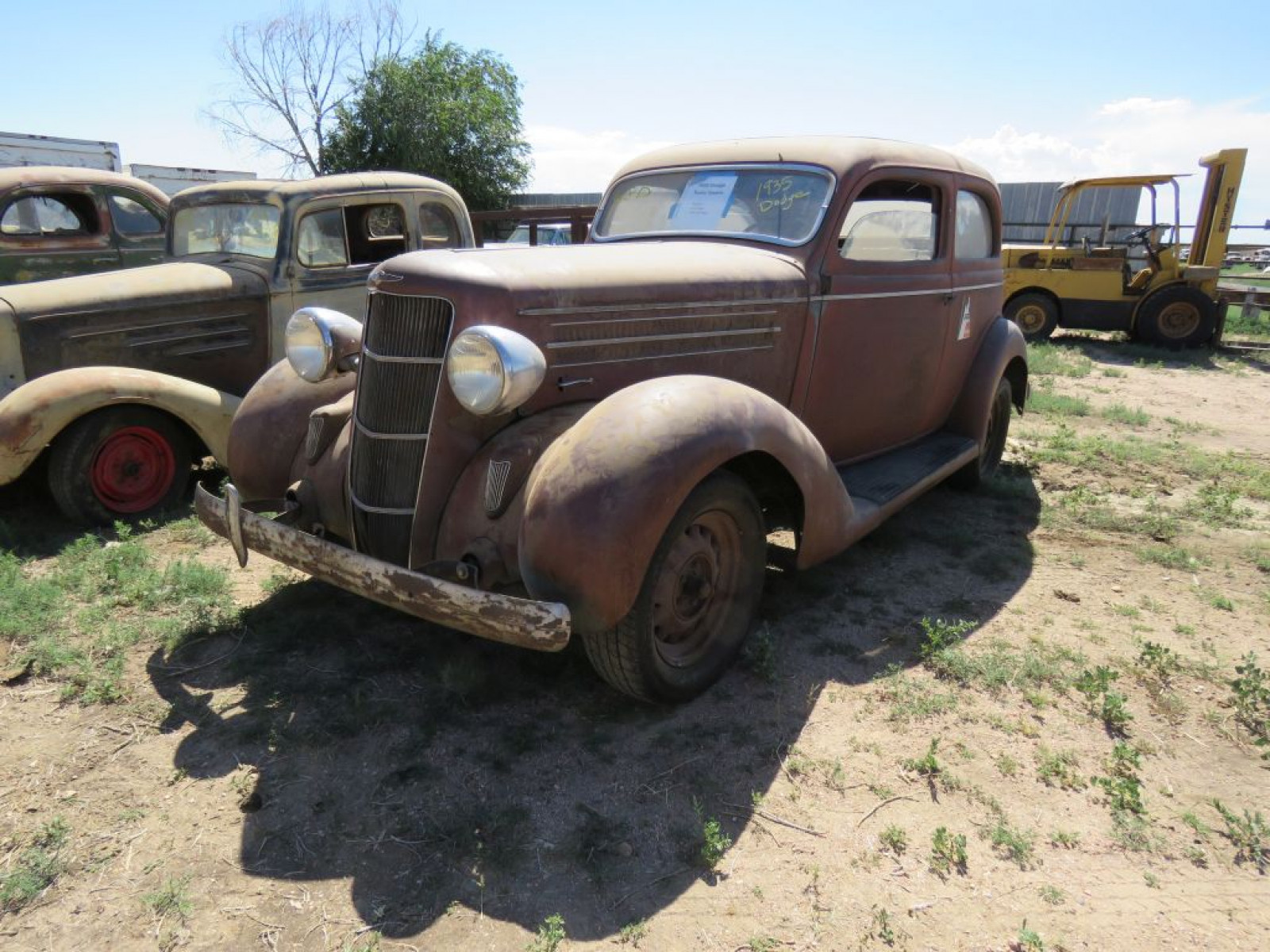 1935 Dodge Tudor Sedan - Image 5