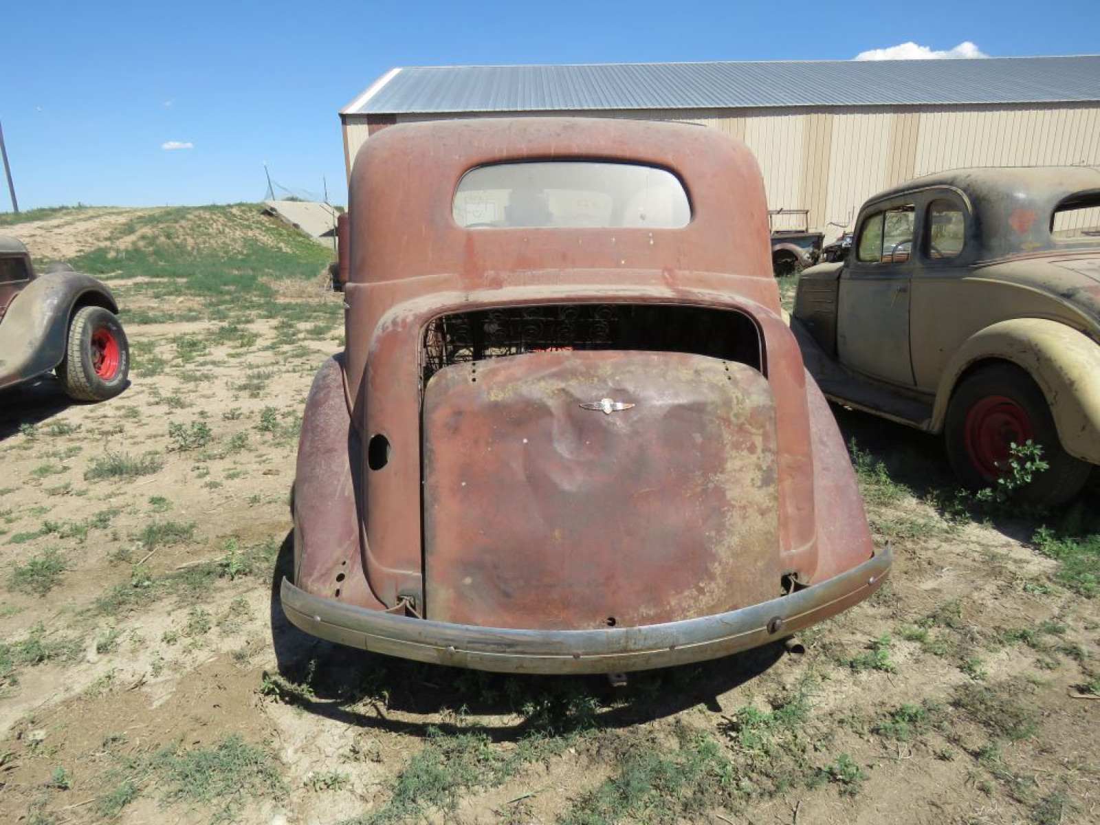 1935 Dodge Tudor Sedan - Image 7