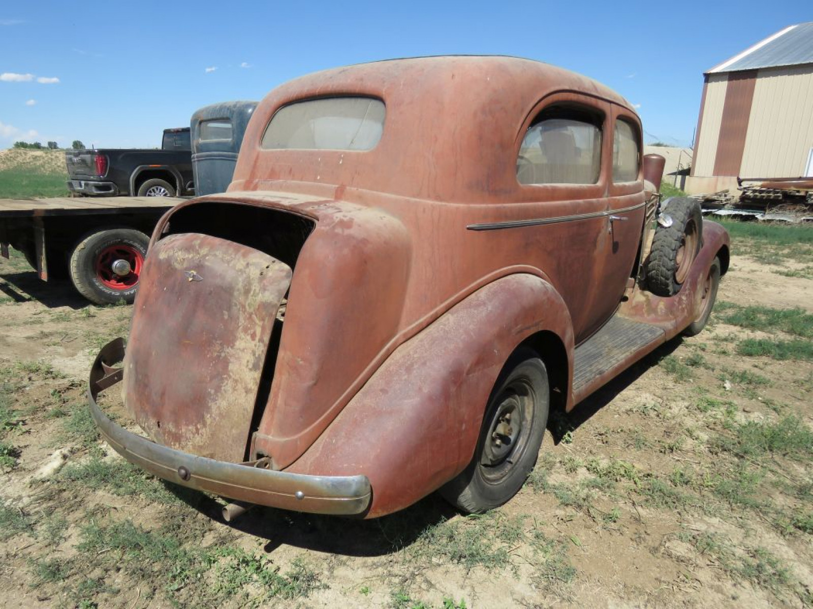 1935 Dodge Tudor Sedan - Image 8