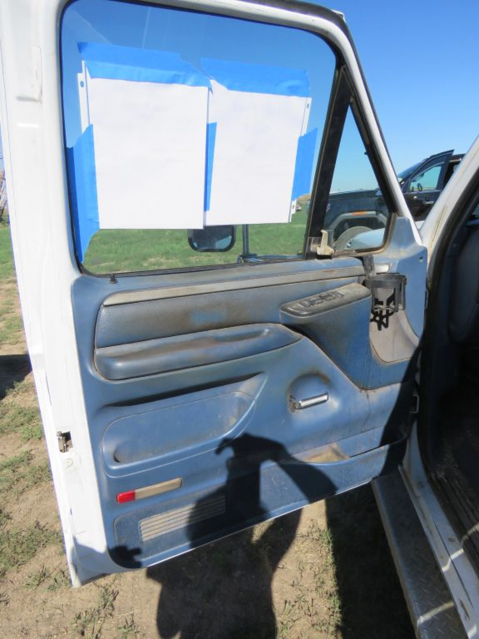 1995 Ford F-350 XLT 7.3 Power stroke Diesel Dually Pickup - Image 15