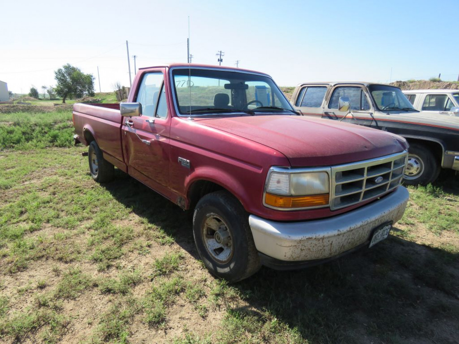 1995 Ford F150 XlT Pickup - Image 1