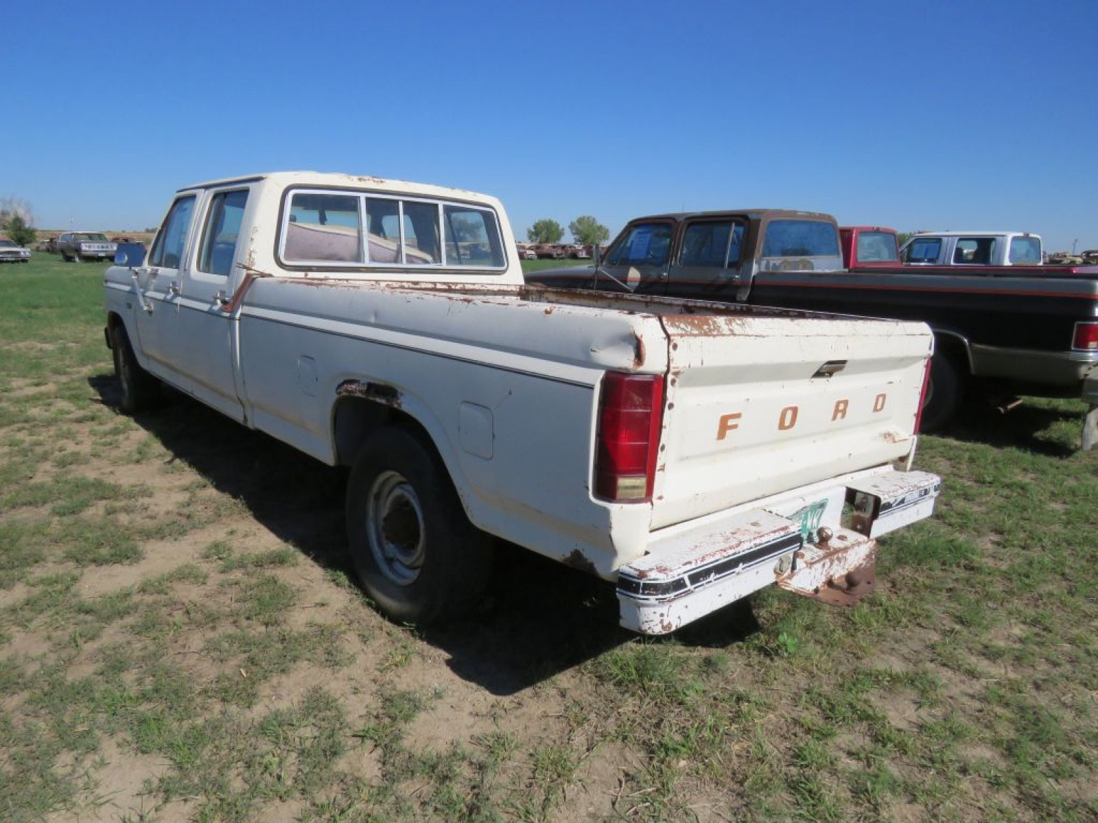 1983 Ford F350 Crew Cab Pickup - Image 4