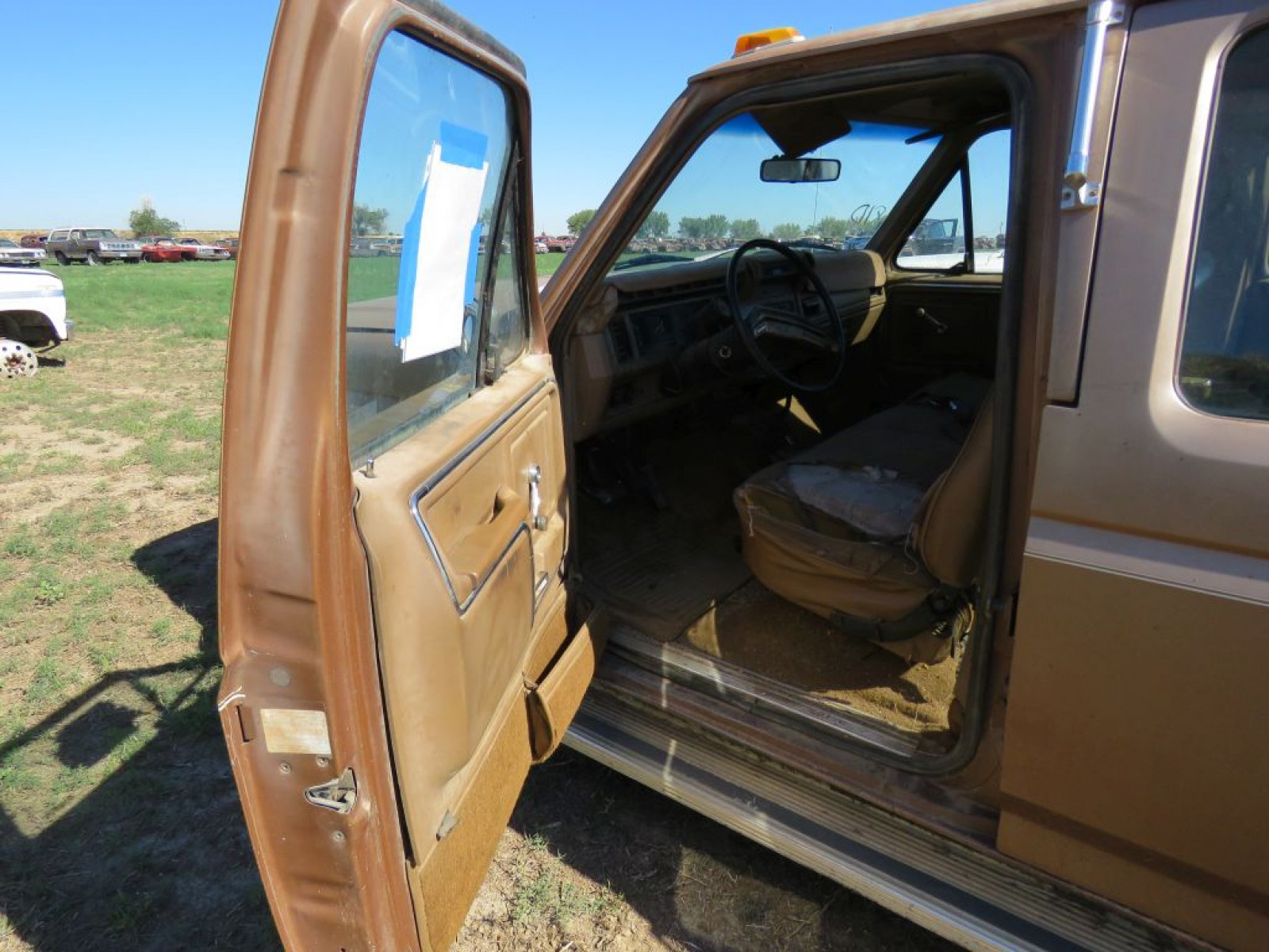 1986 Ford F350 Dually Pickup - Image 4