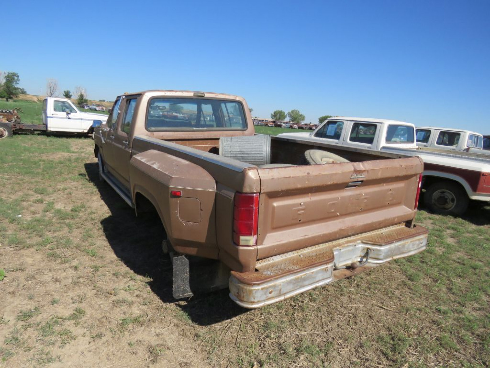 1986 Ford F350 Dually Pickup - Image 9