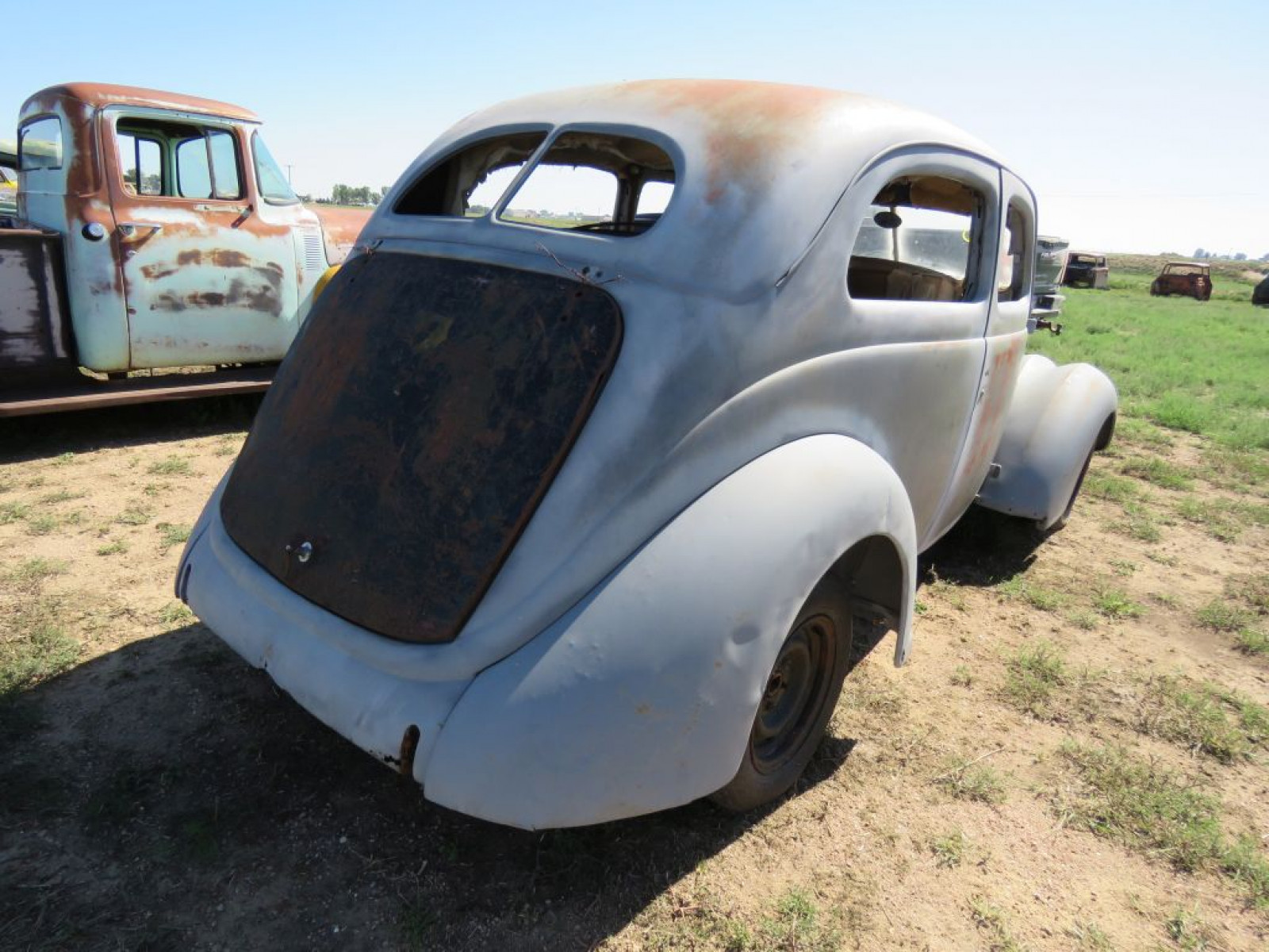 1937 Ford Slant back Tudor Sedan - Image 7