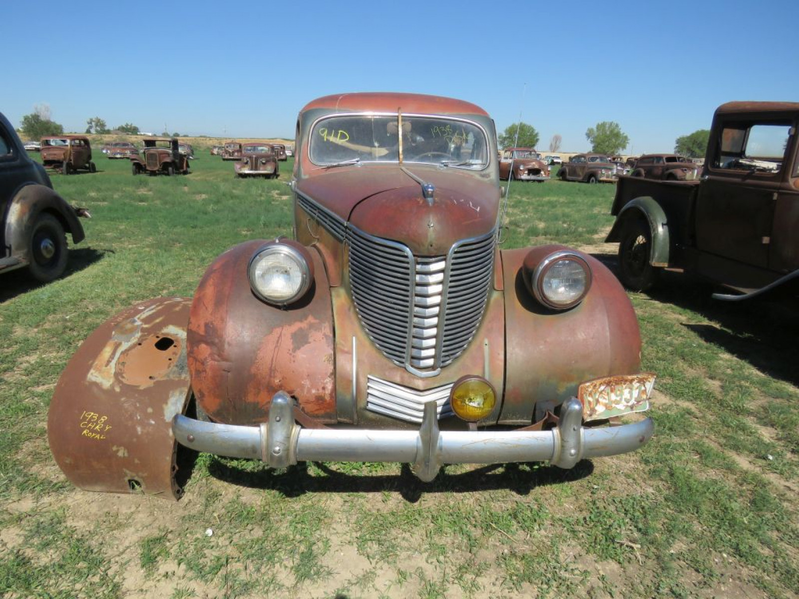 1938 Desoto 2dr Sedan - Image 2