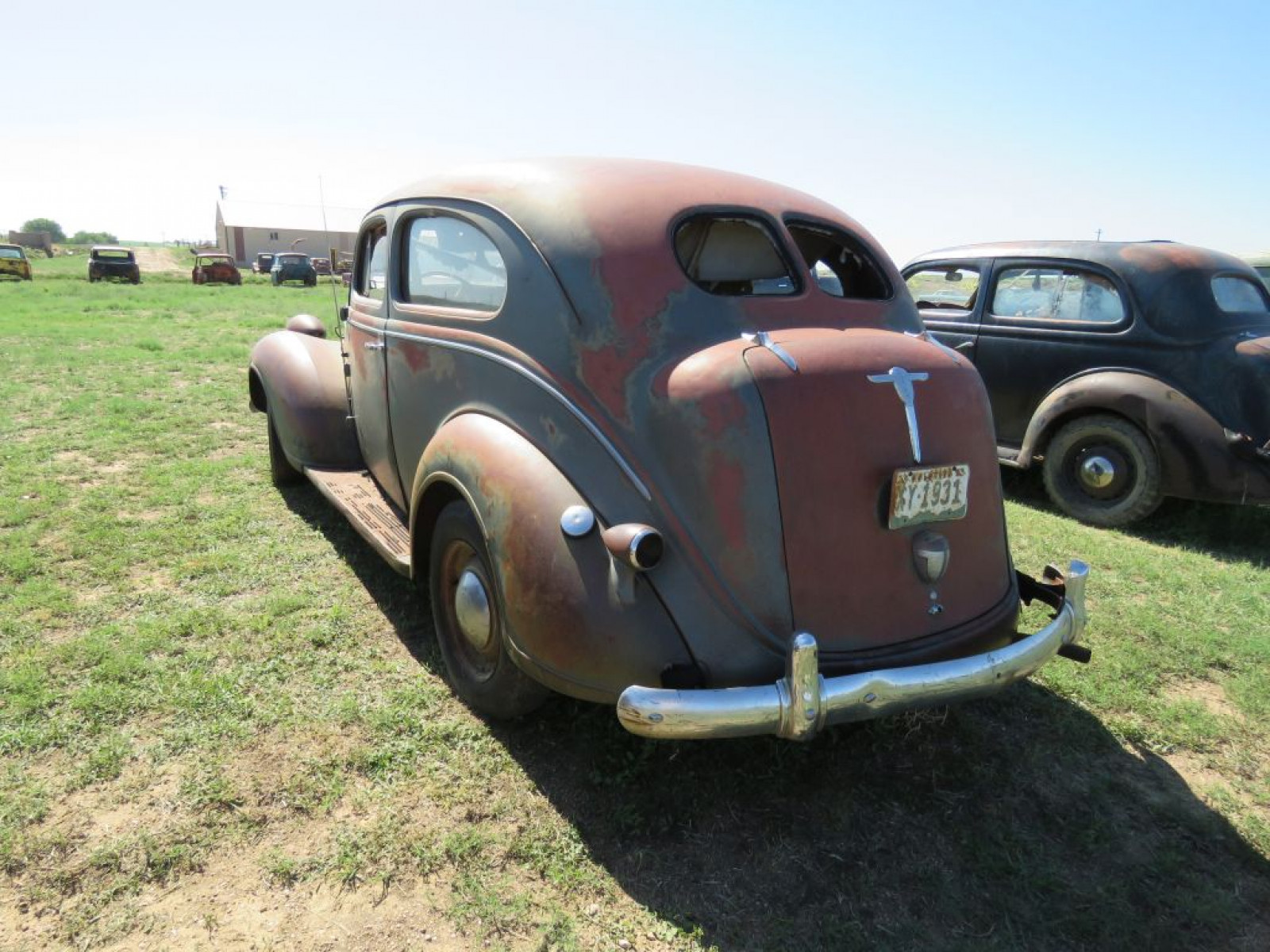 1938 Desoto 2dr Sedan - Image 6