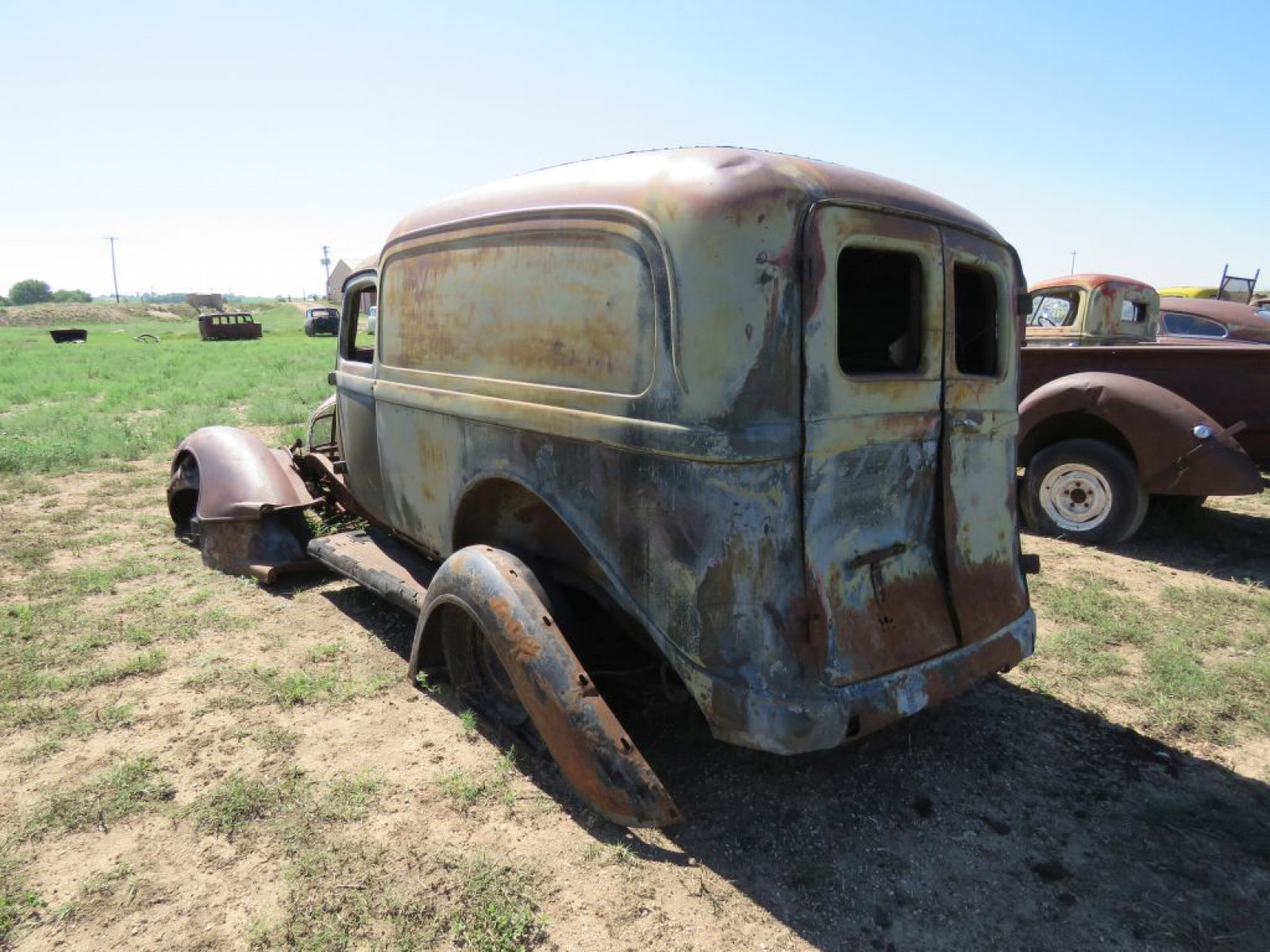 1933-4 Dodge Humpback Panel Truck - Image 6