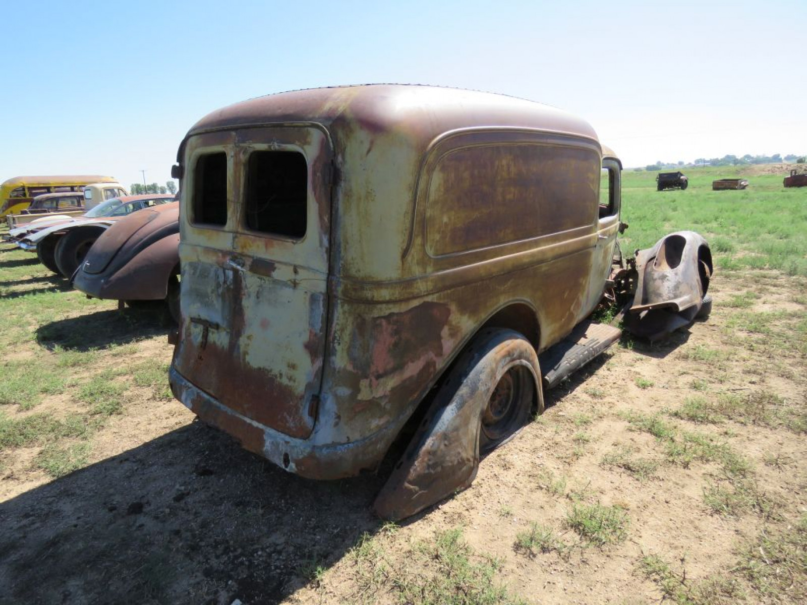 1933-4 Dodge Humpback Panel Truck - Image 9