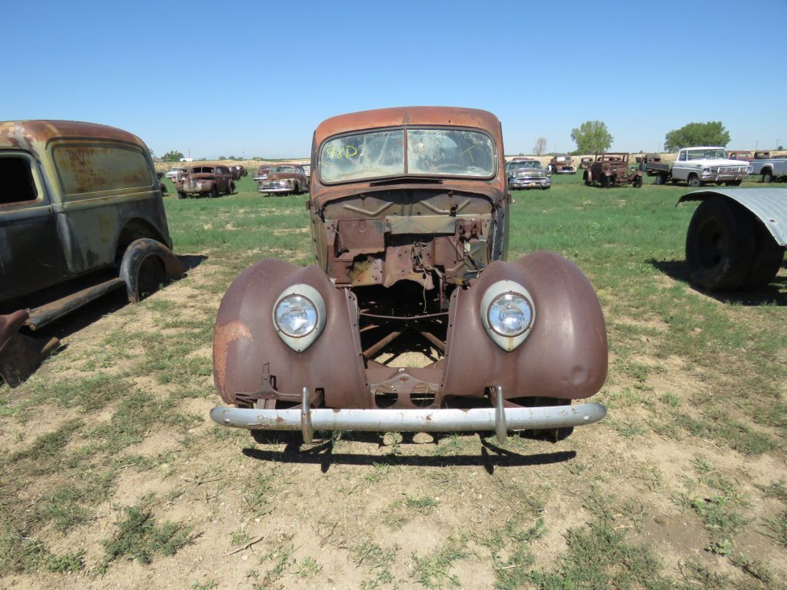 1937 Ford Coupe - Image 2