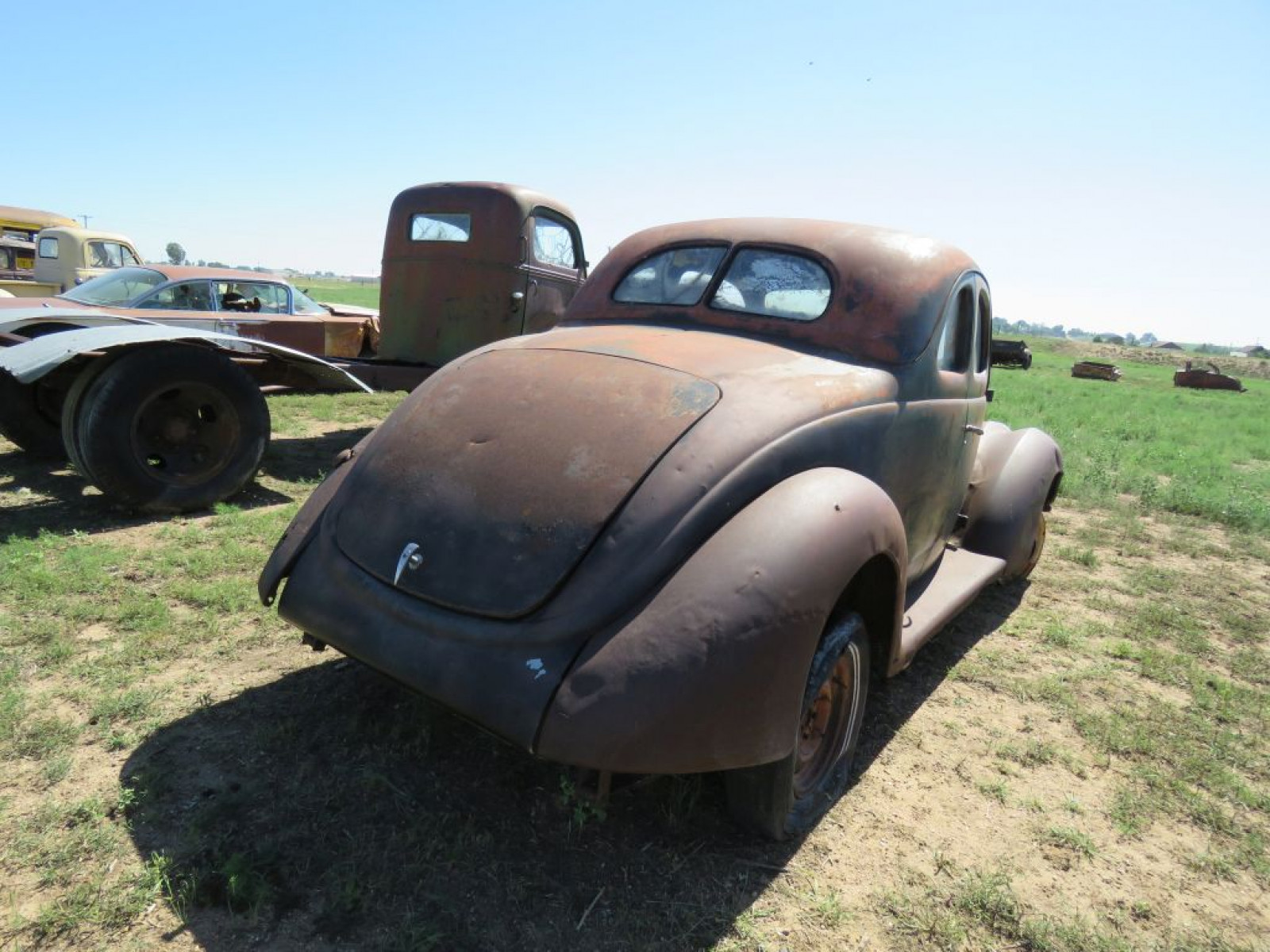 1937 Ford Coupe - Image 7