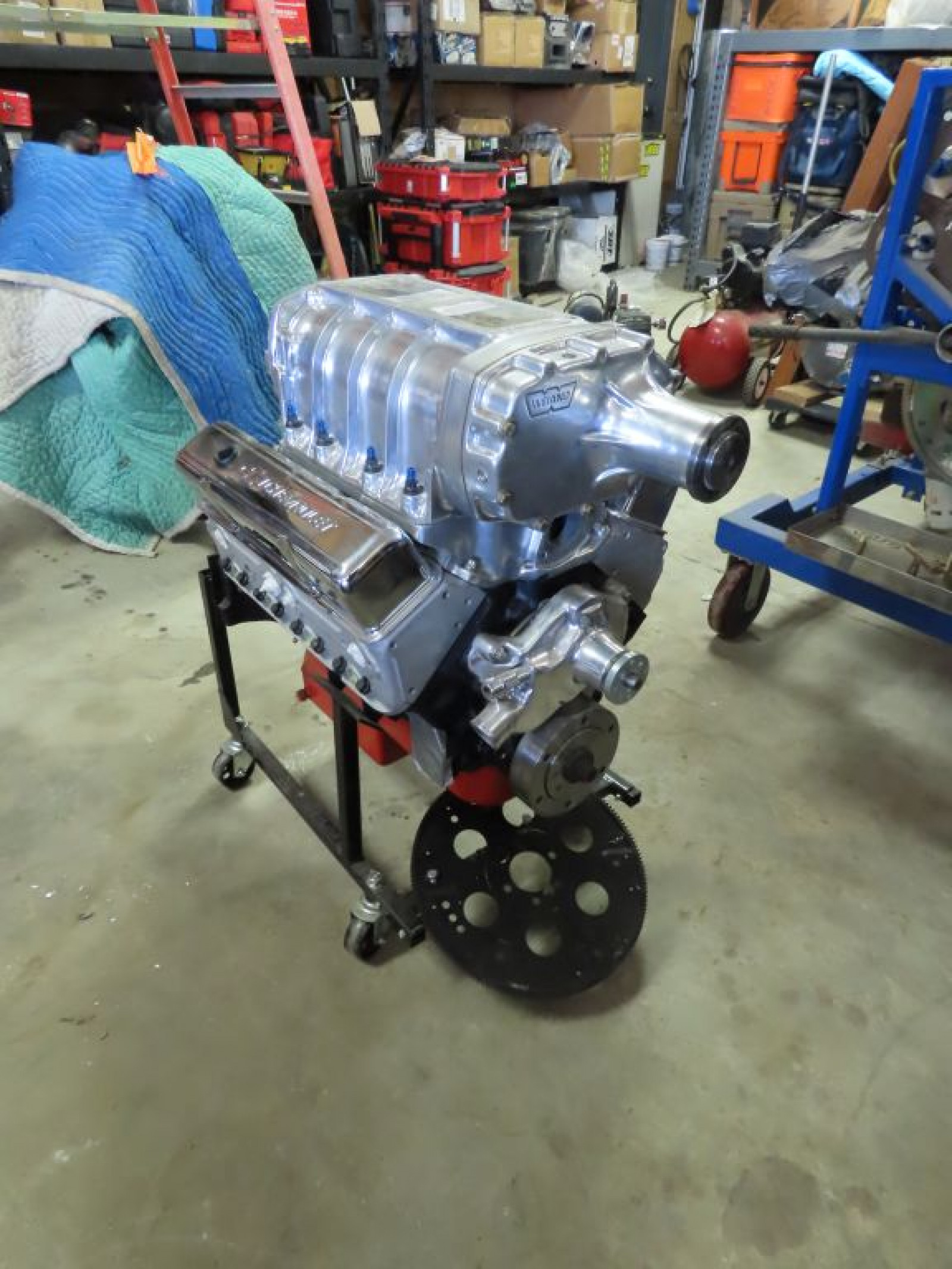 Modified Chevrolet 350 HP Motor - Image 4