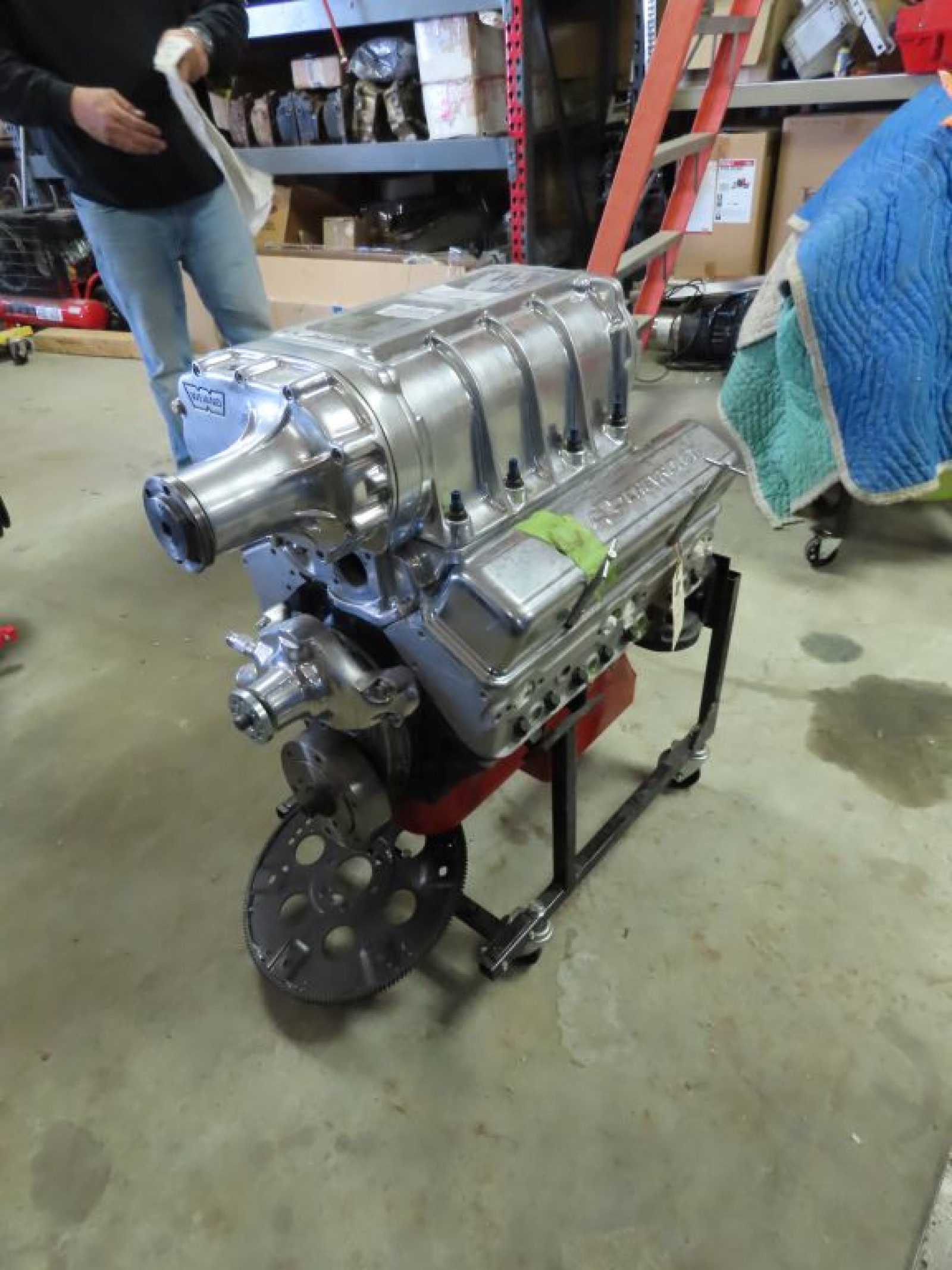 Modified Chevrolet 350 HP Motor - Image 6