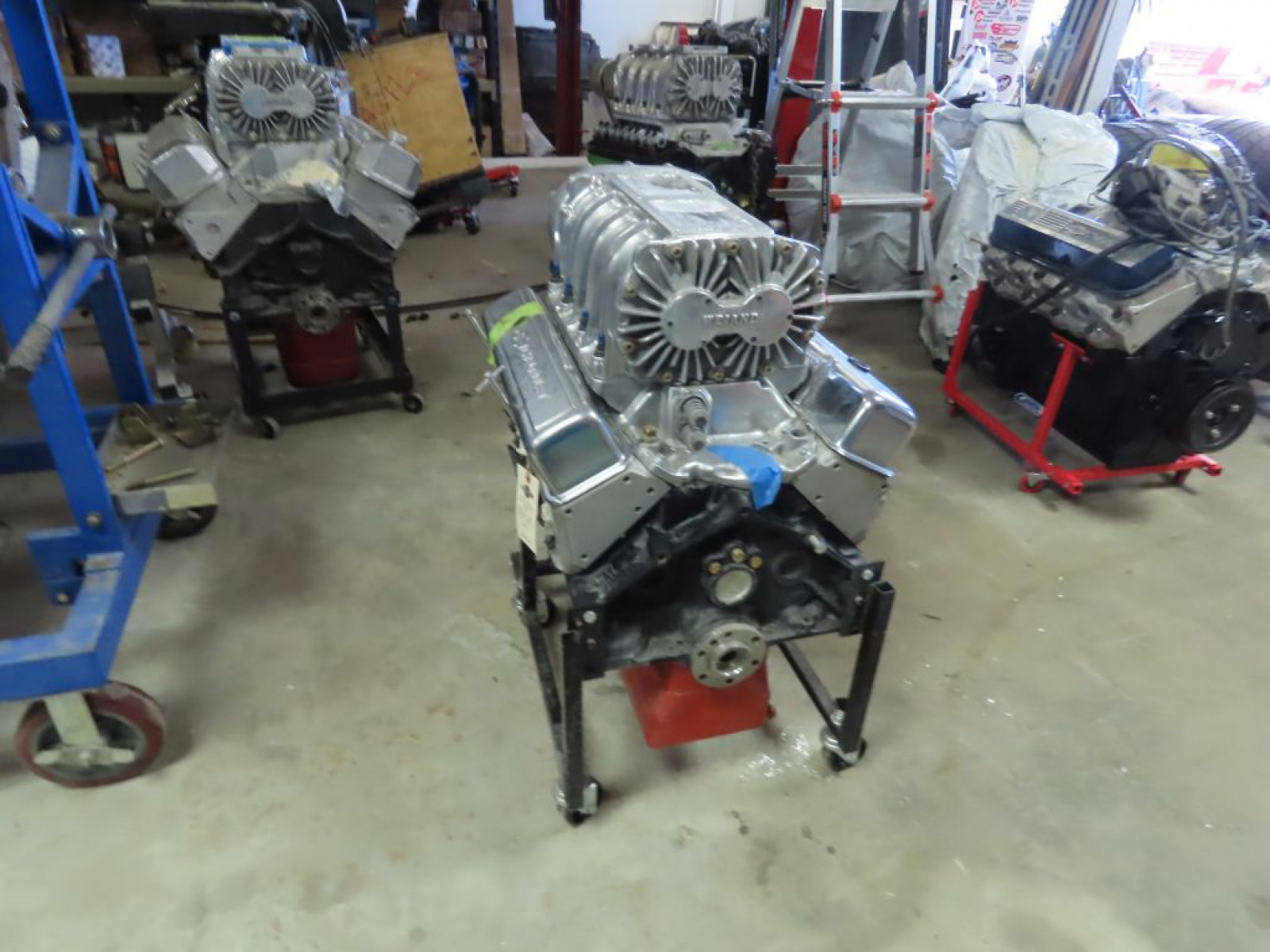 Modified Chevrolet 350 HP Motor - Image 9