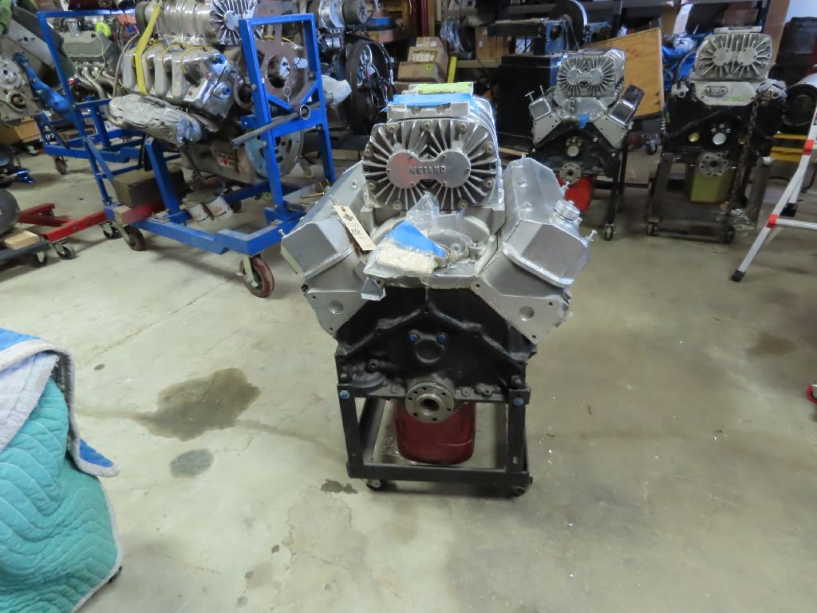 Modified Chevrolet 427 V8 Motor - Image 7