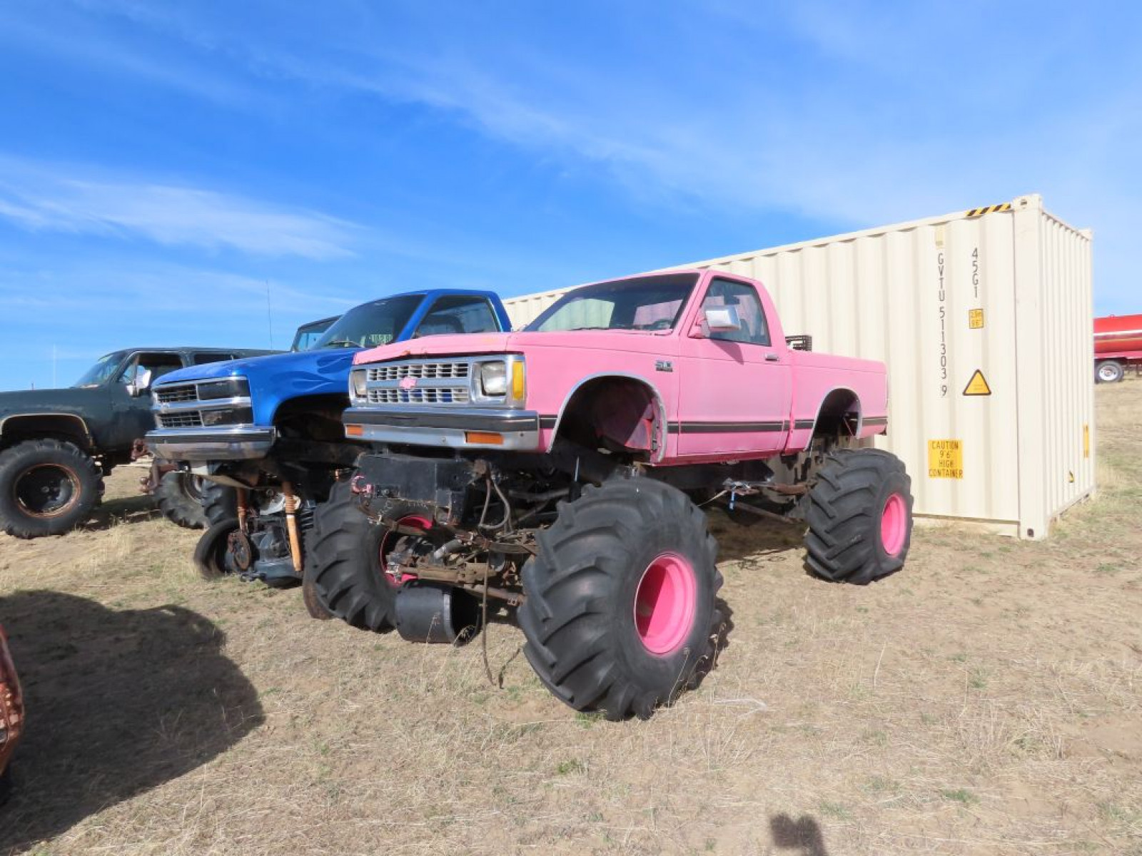 Chevrolet S-10 Monster Truck Project - Image 1