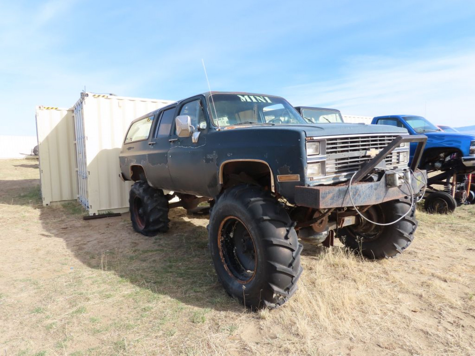 Chevrolet Suburban Monster Truck Project - Image 4