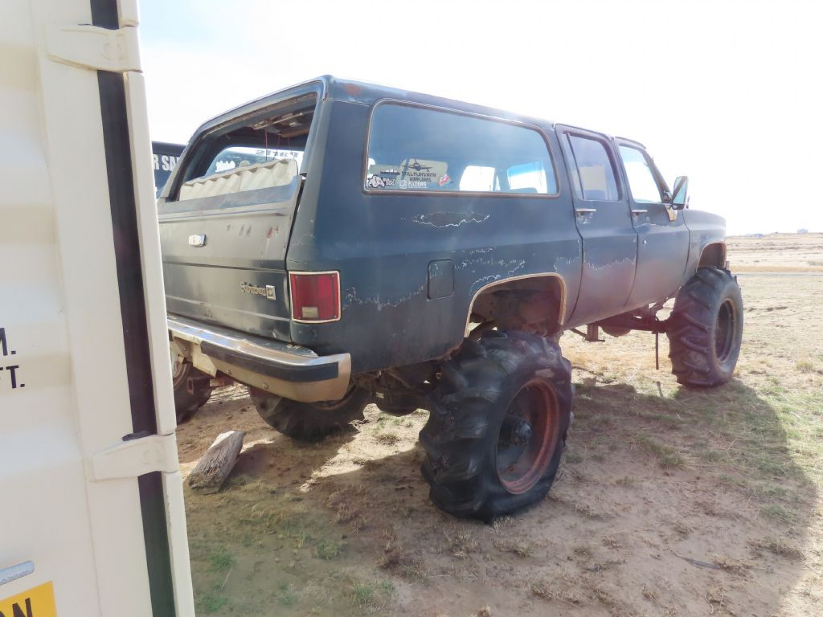 Chevrolet Suburban Monster Truck Project - Image 7