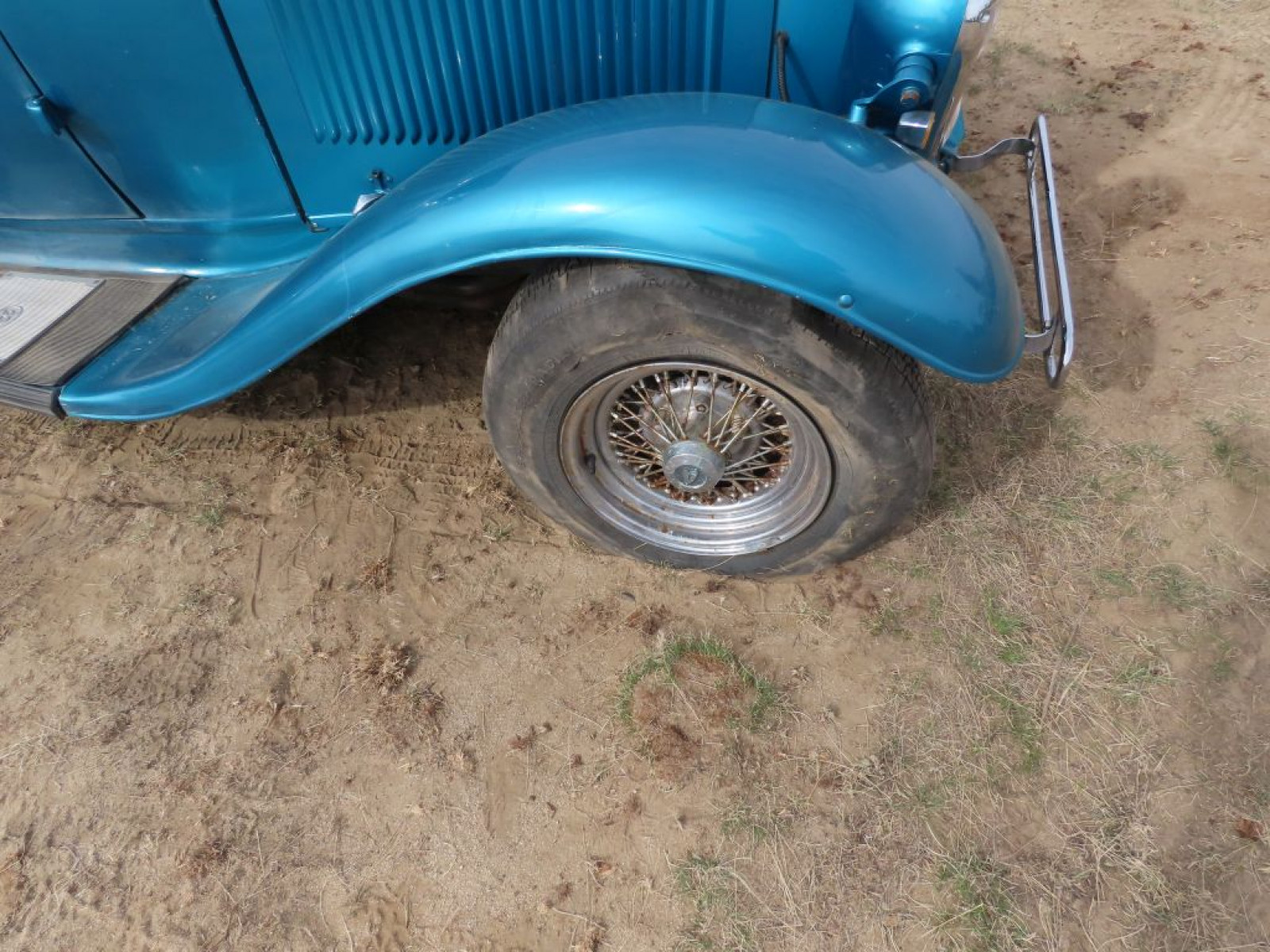 1932 Ford 5 Window Coupe Street rod - Image 5