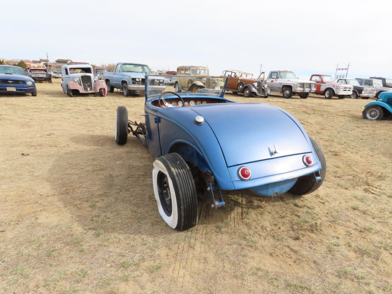 1934 Ford Custom Roadster - Image 11