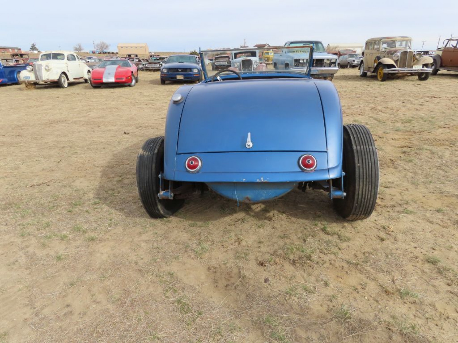 1934 Ford Custom Roadster - Image 12