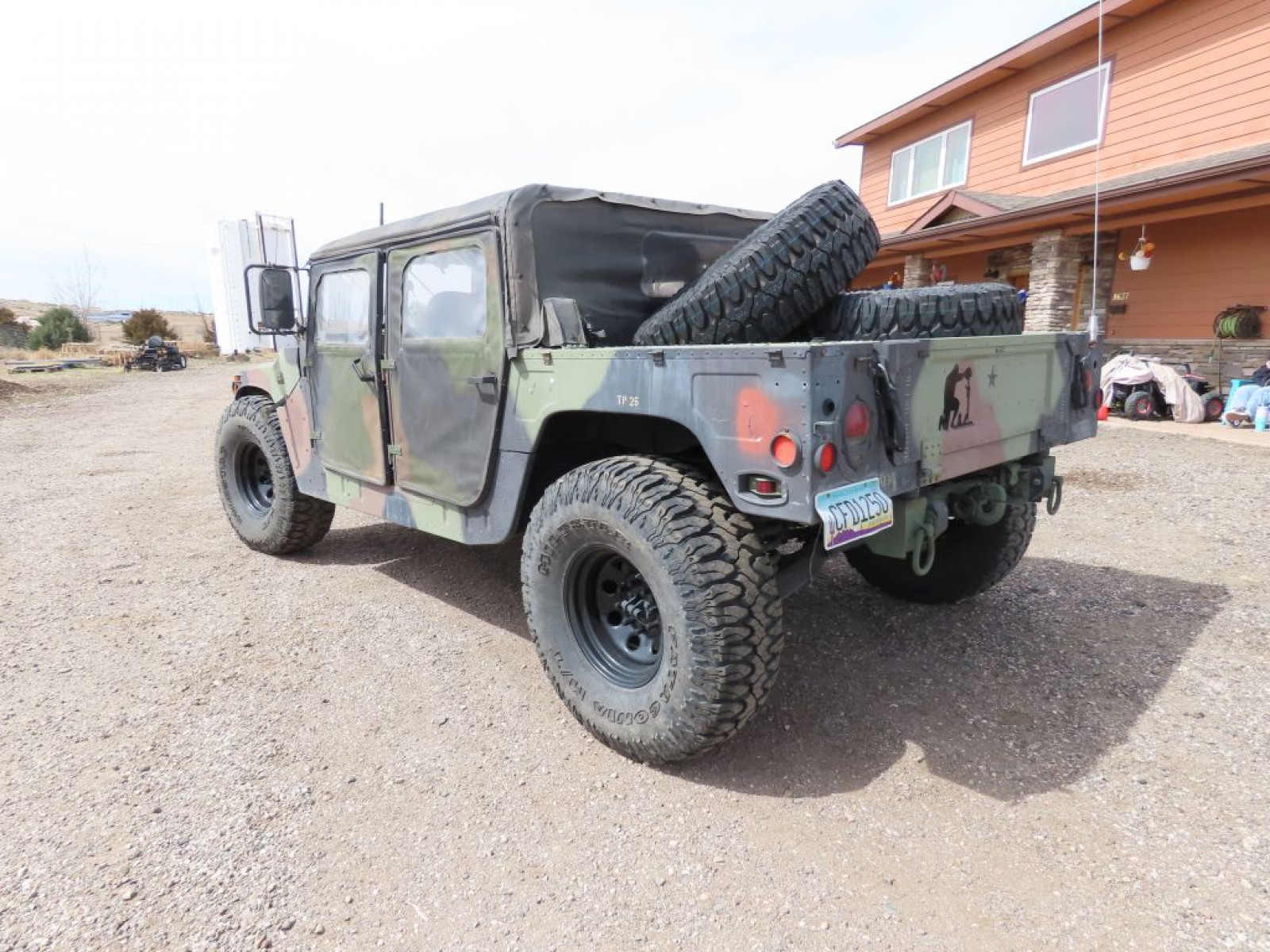 2004 AM General HumVee - Image 18