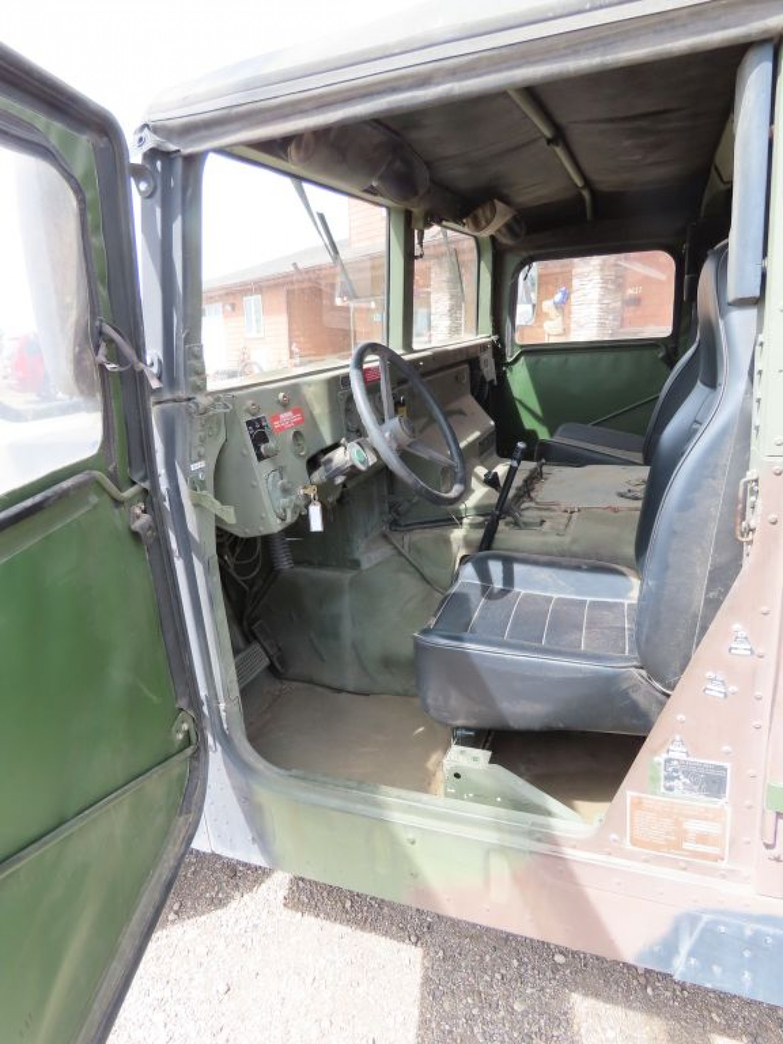 2004 AM General HumVee - Image 19