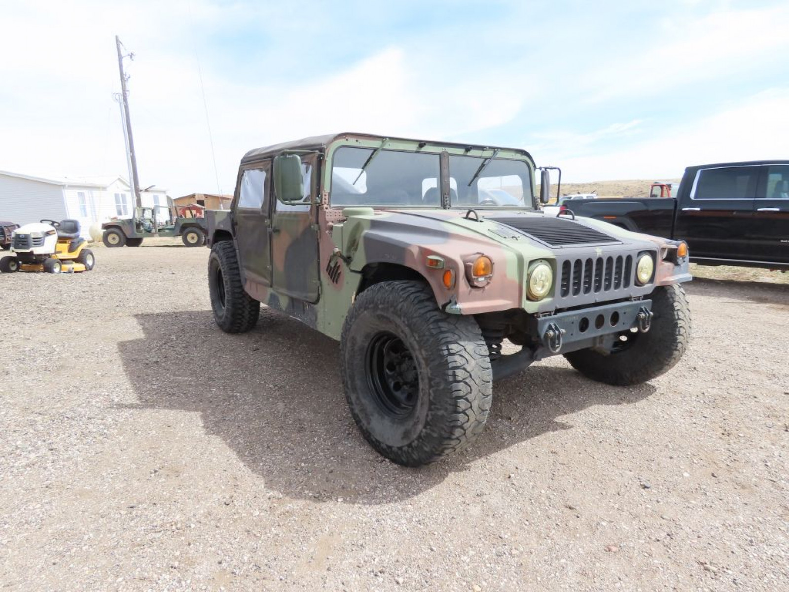 2004 AM General HumVee - Image 9