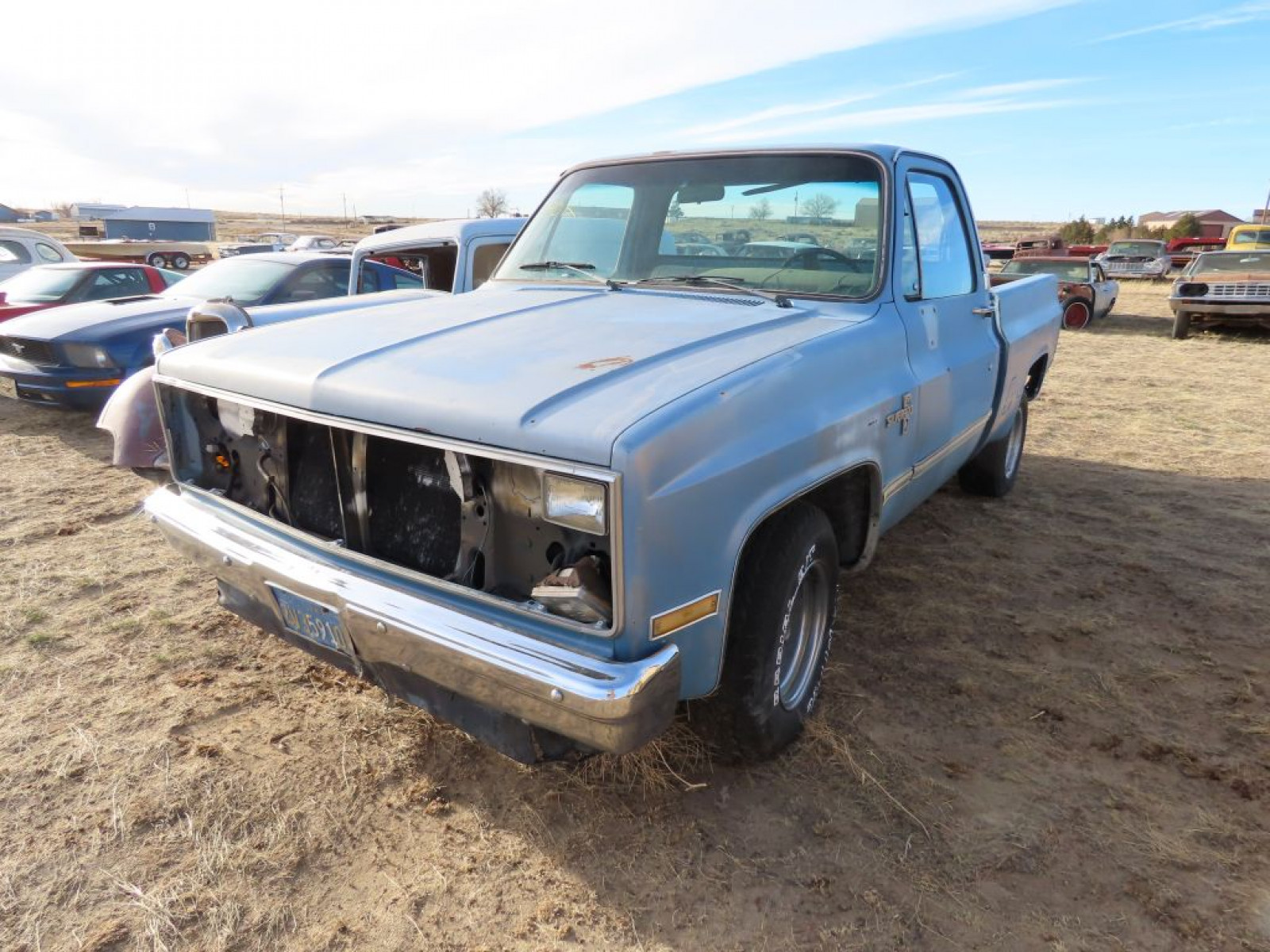 1986 Chevrolet Silverado 1/2 ton Short box Pickup - Image 3