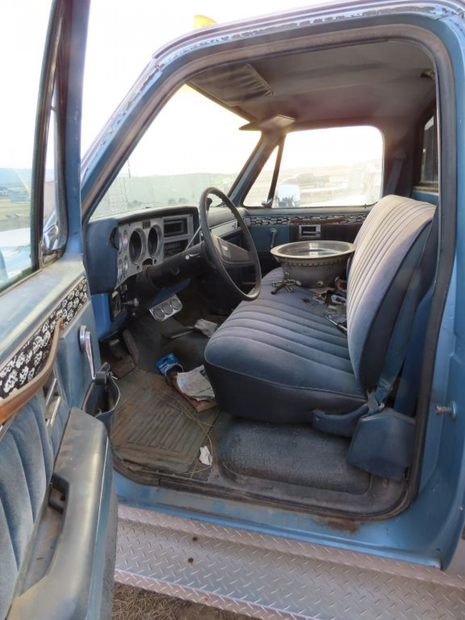 1982 Chevrolet 30 Series Ramp Truck - Image 8