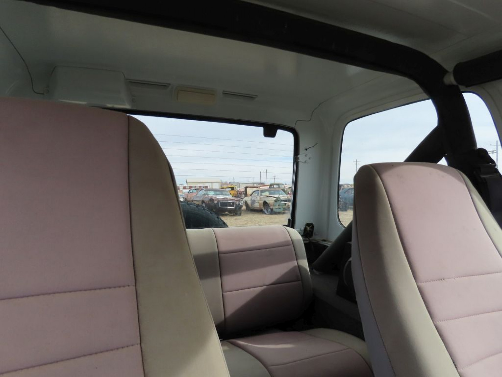 1990 Jeep Wrangler 4X4 - Image 8