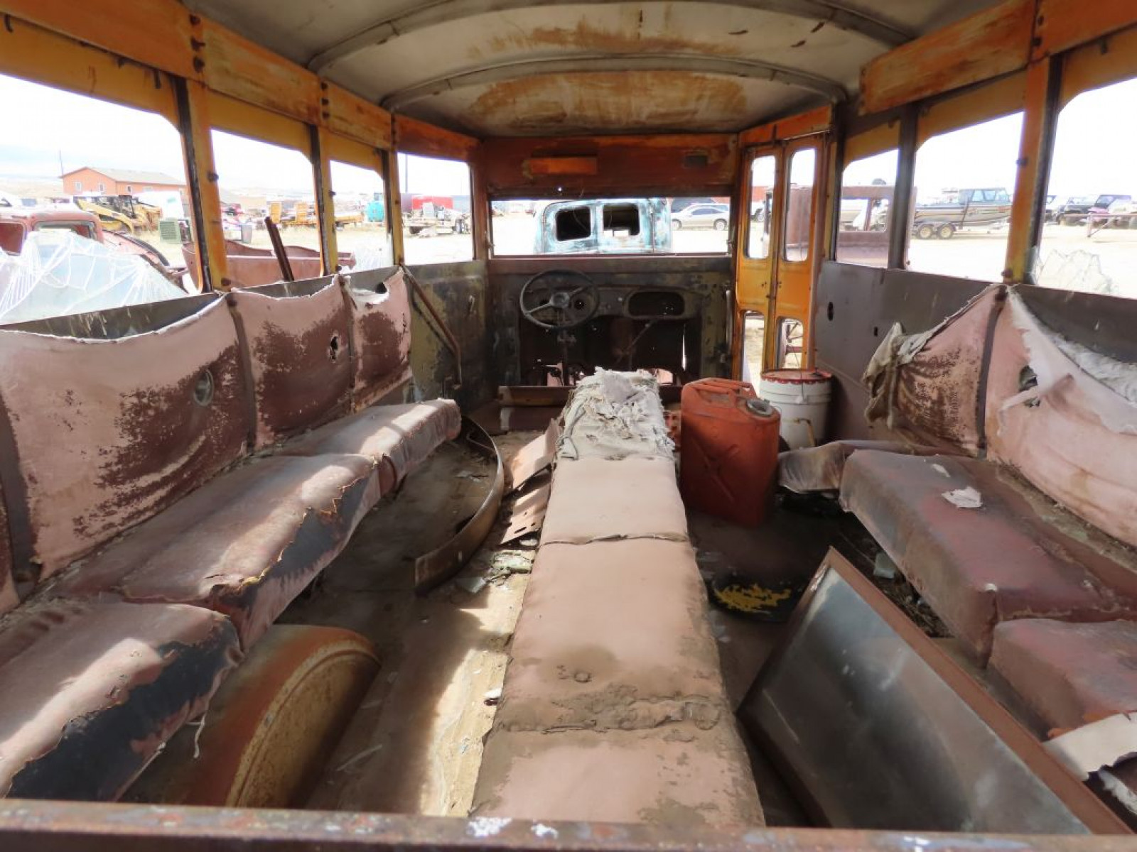 Amazing Cool 1935 Ford Short School Bus - Image 11