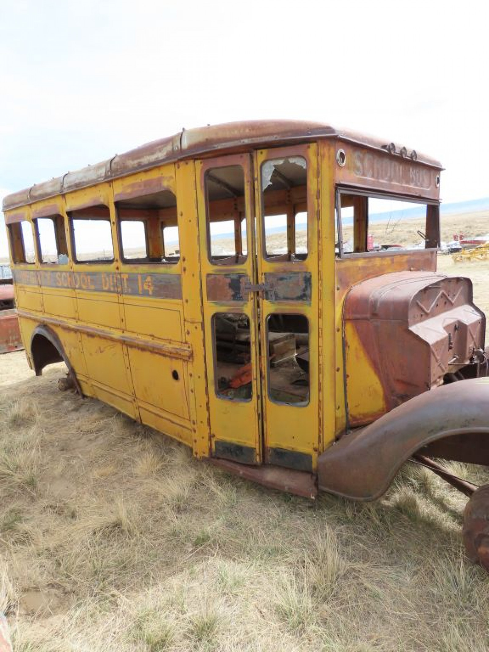 Amazing Cool 1935 Ford Short School Bus - Image 15