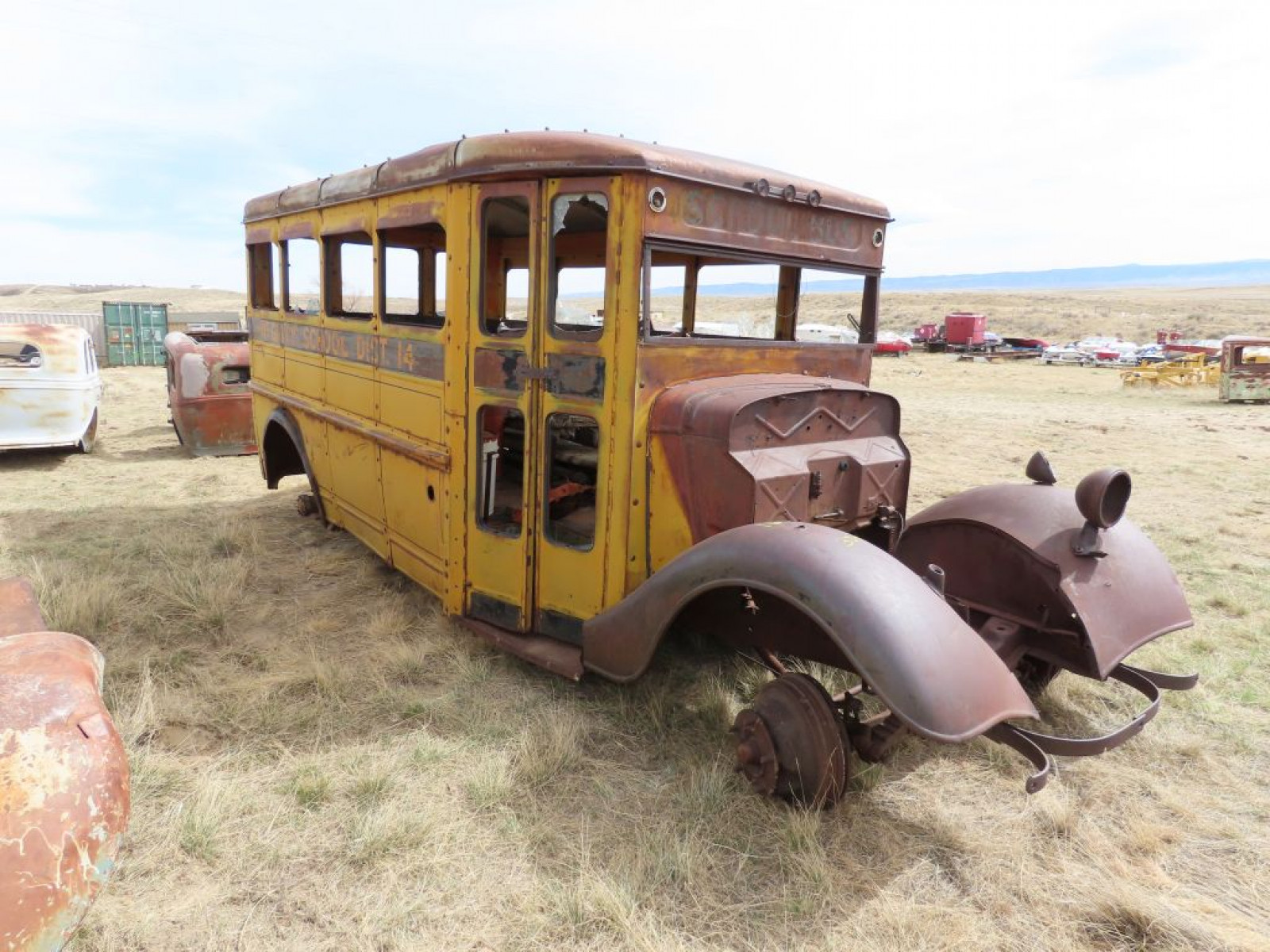 Amazing Cool 1935 Ford Short School Bus - Image 16