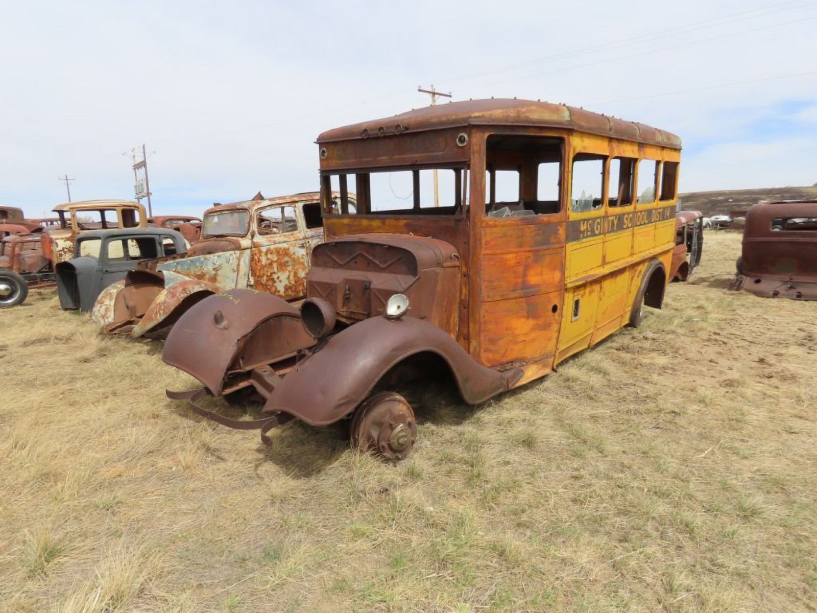 Amazing Cool 1935 Ford Short School Bus - Image 3
