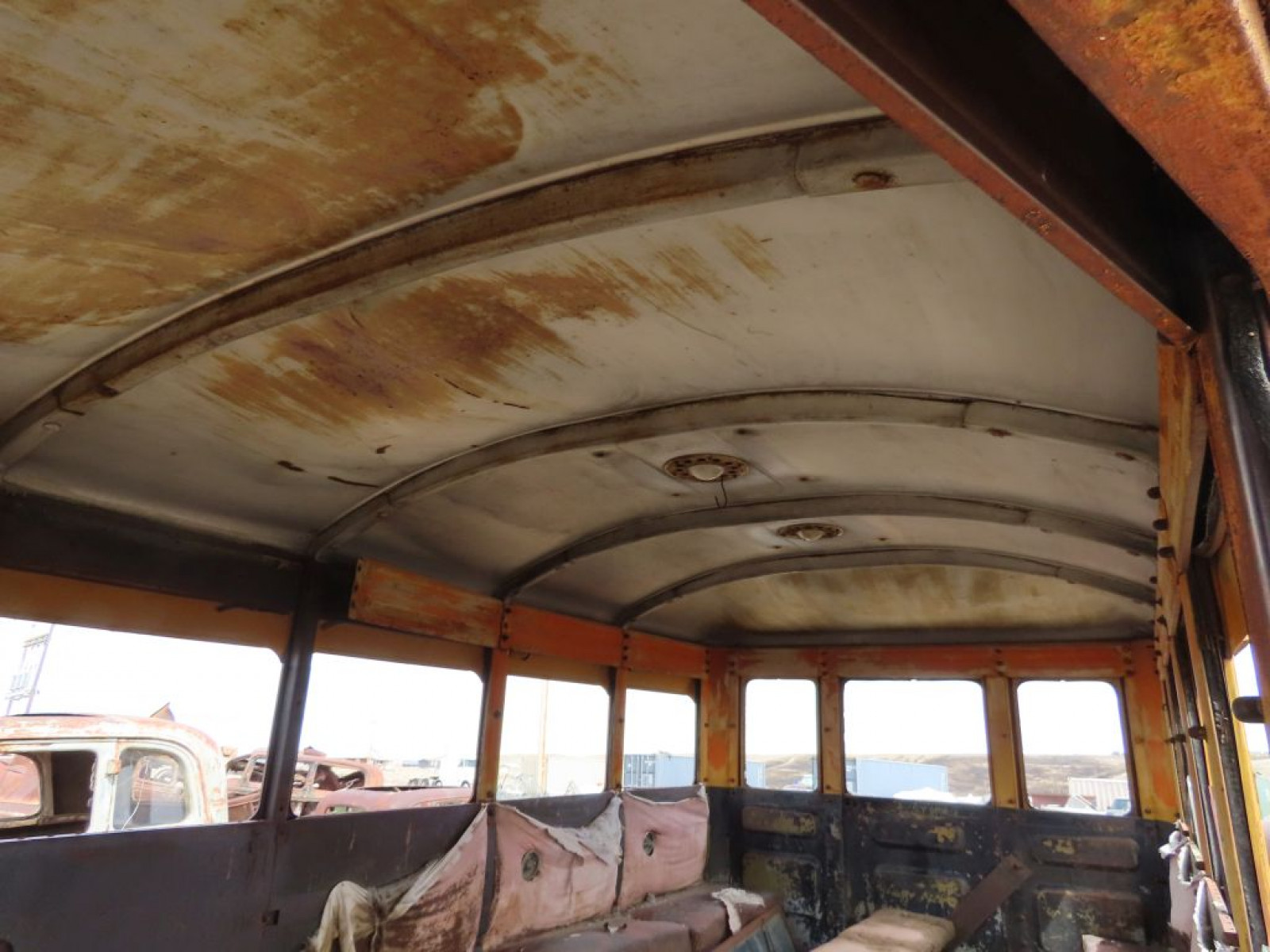 Amazing Cool 1935 Ford Short School Bus - Image 4