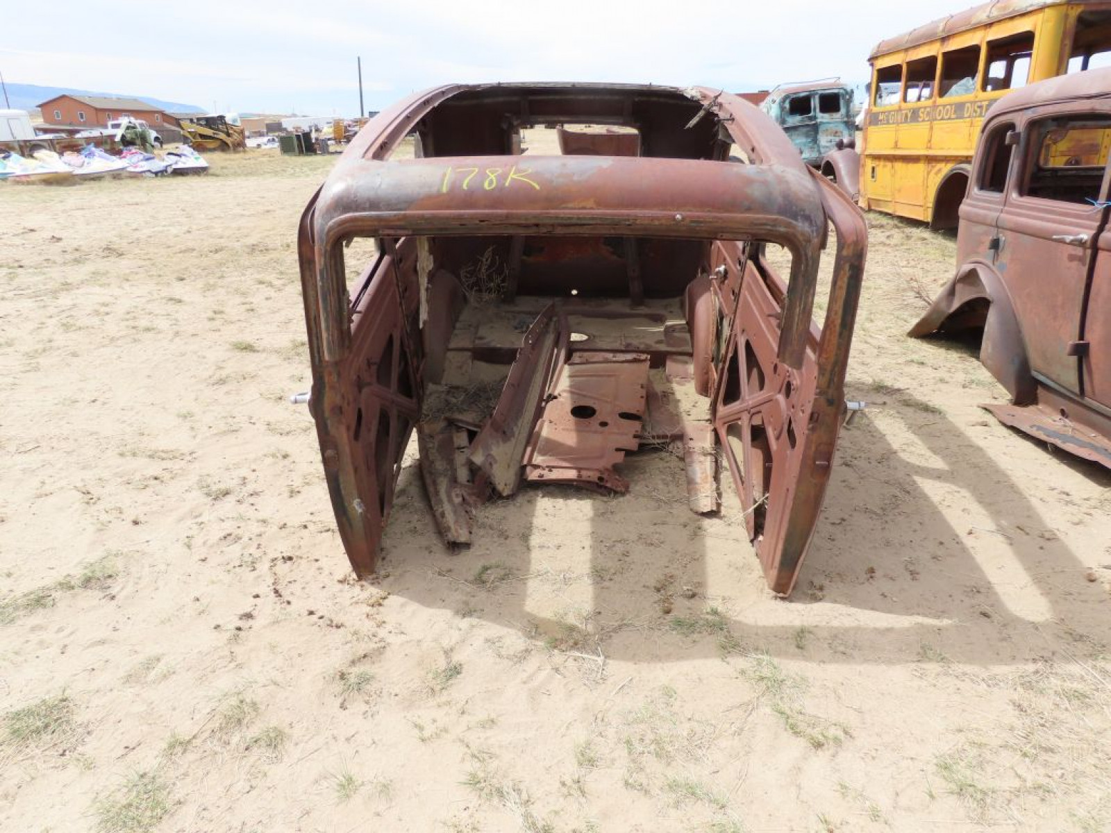 Ford 2dr Sedan Body for Project - Image 2