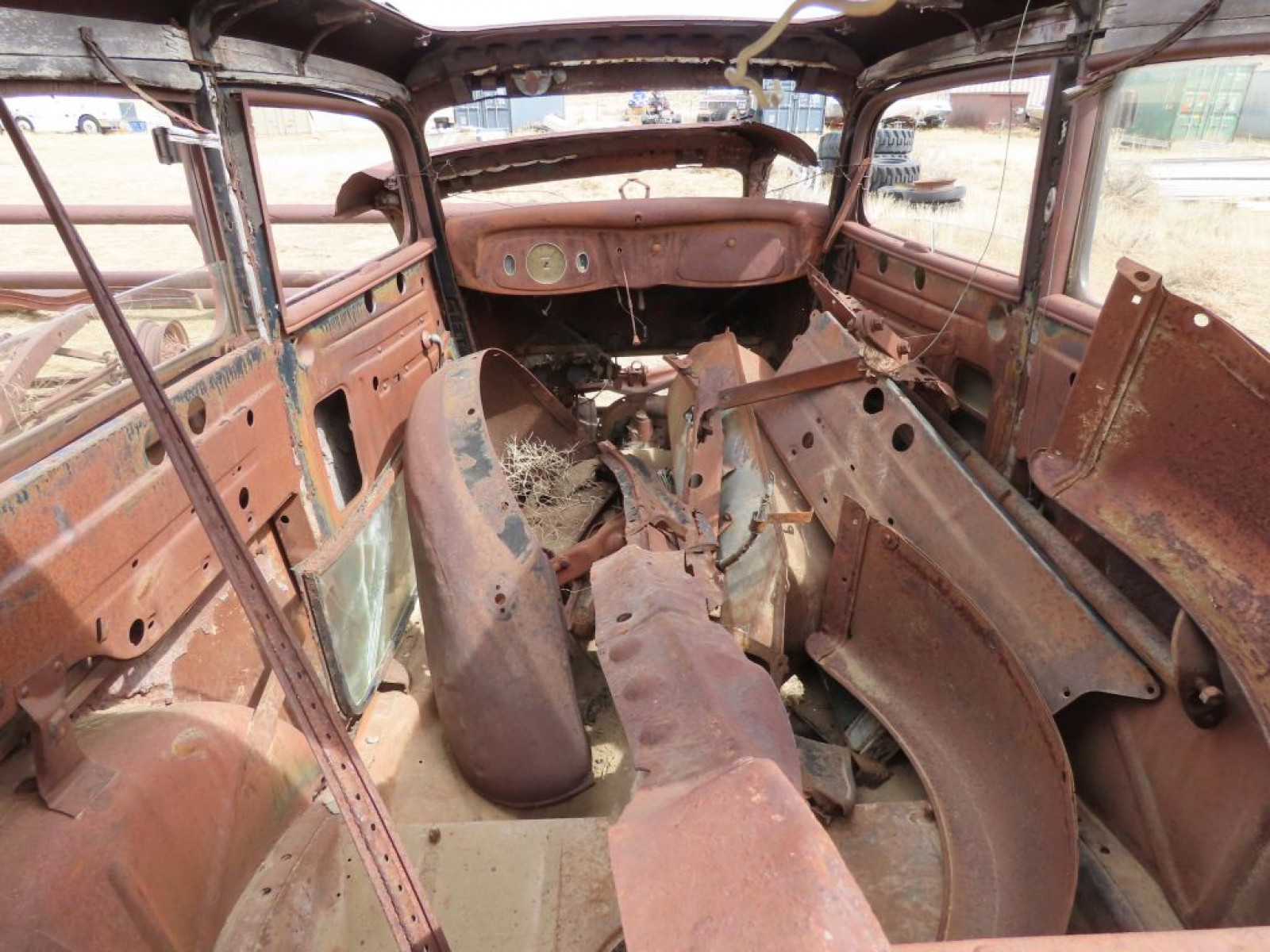 1934 Ford 2dr Sedans for Project, Rod or Parts - Image 5