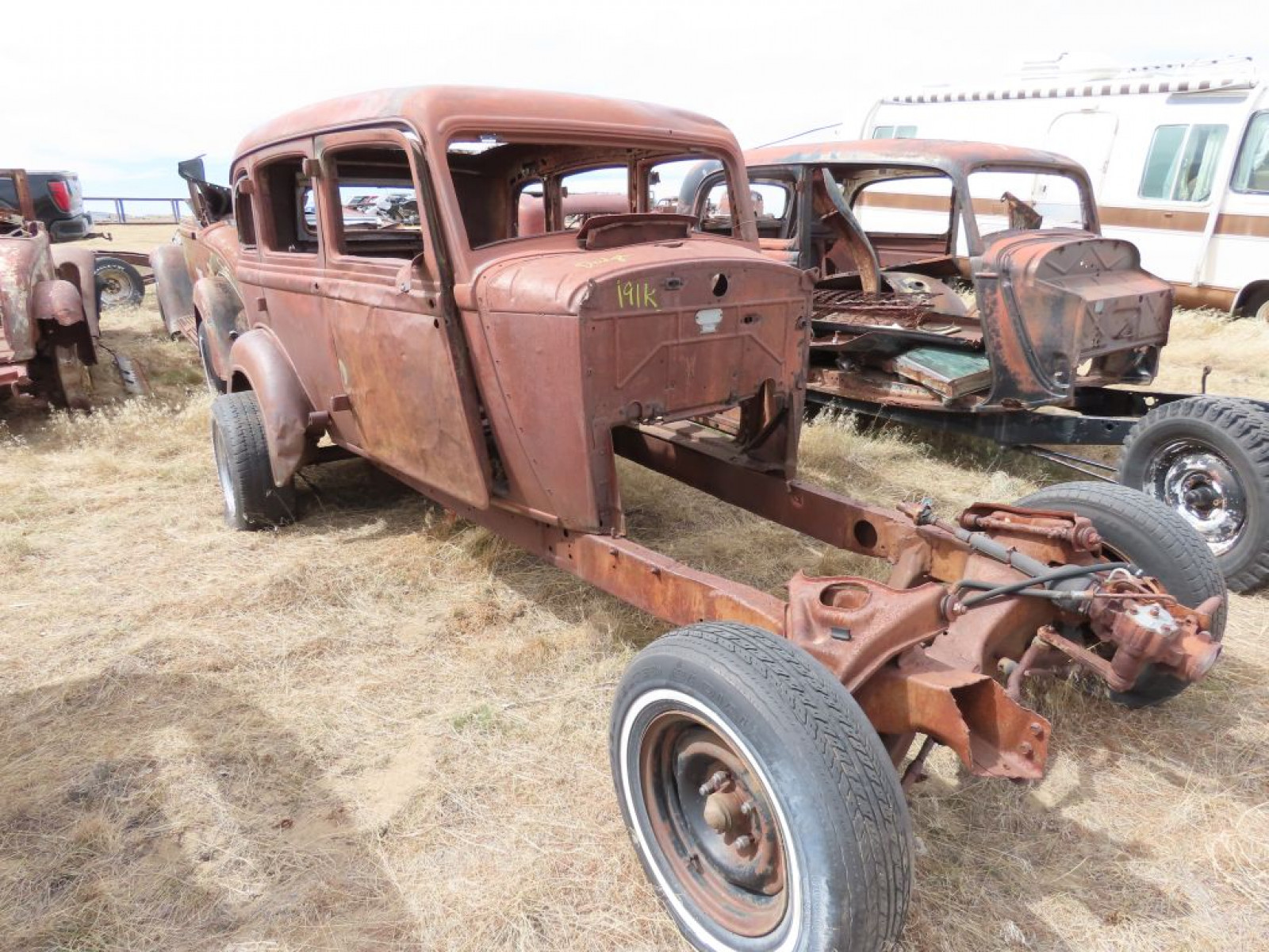 1930's Dodge 4dr Sedan for Rod, Project, or Parts - Image 1
