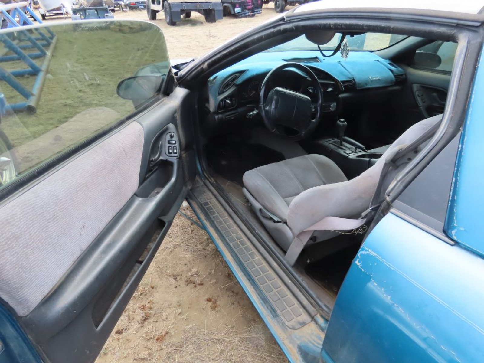 1995 Chevrolet Camaro - Image 9
