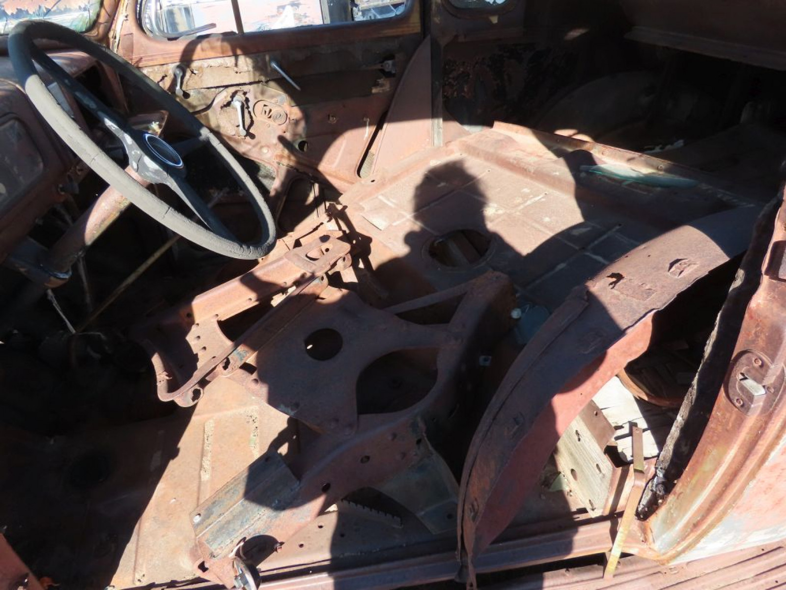 1937 Chevrolet Coupe for Project or Parts - Image 4