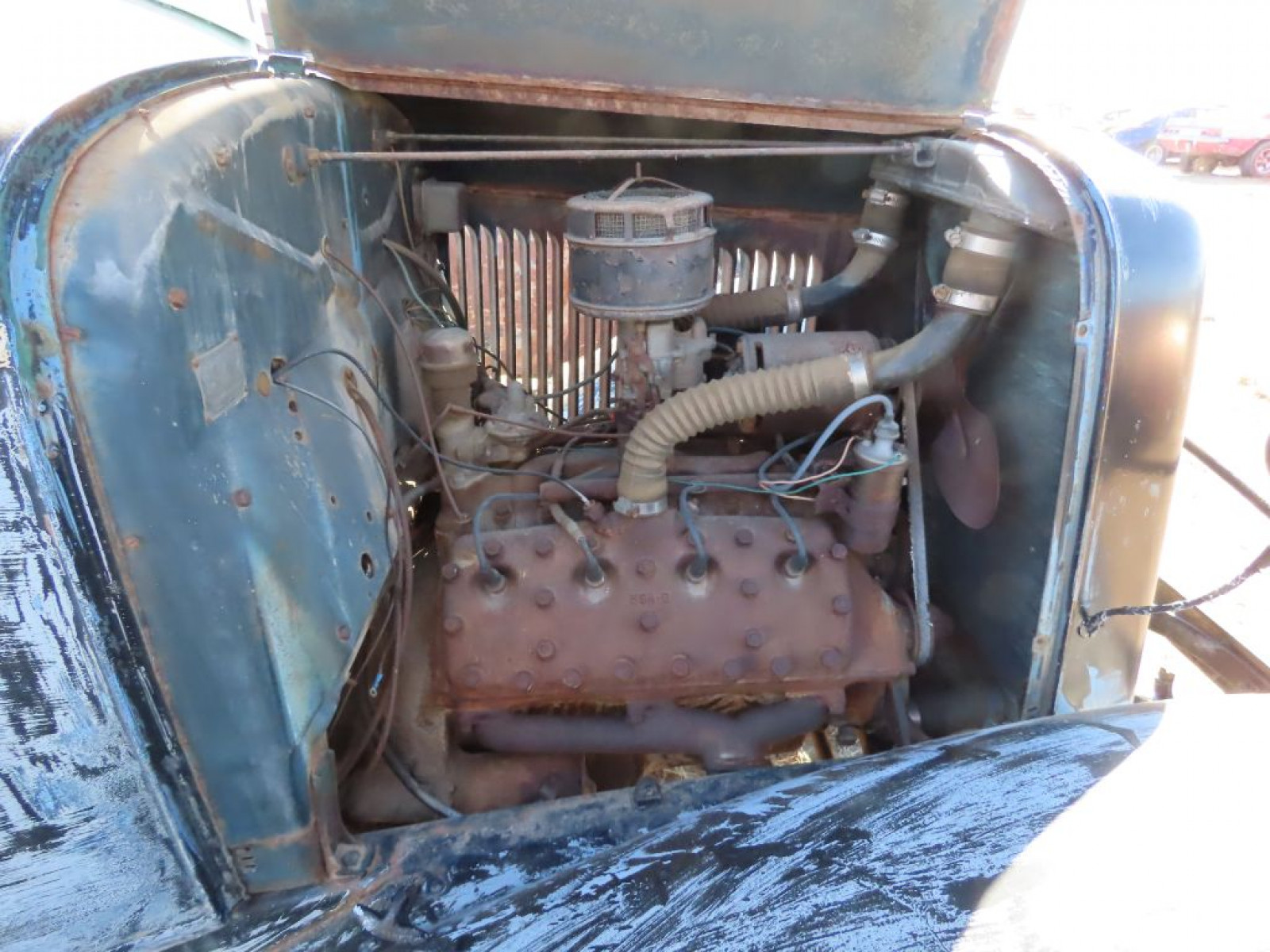 1932 Ford Truck - Image 2