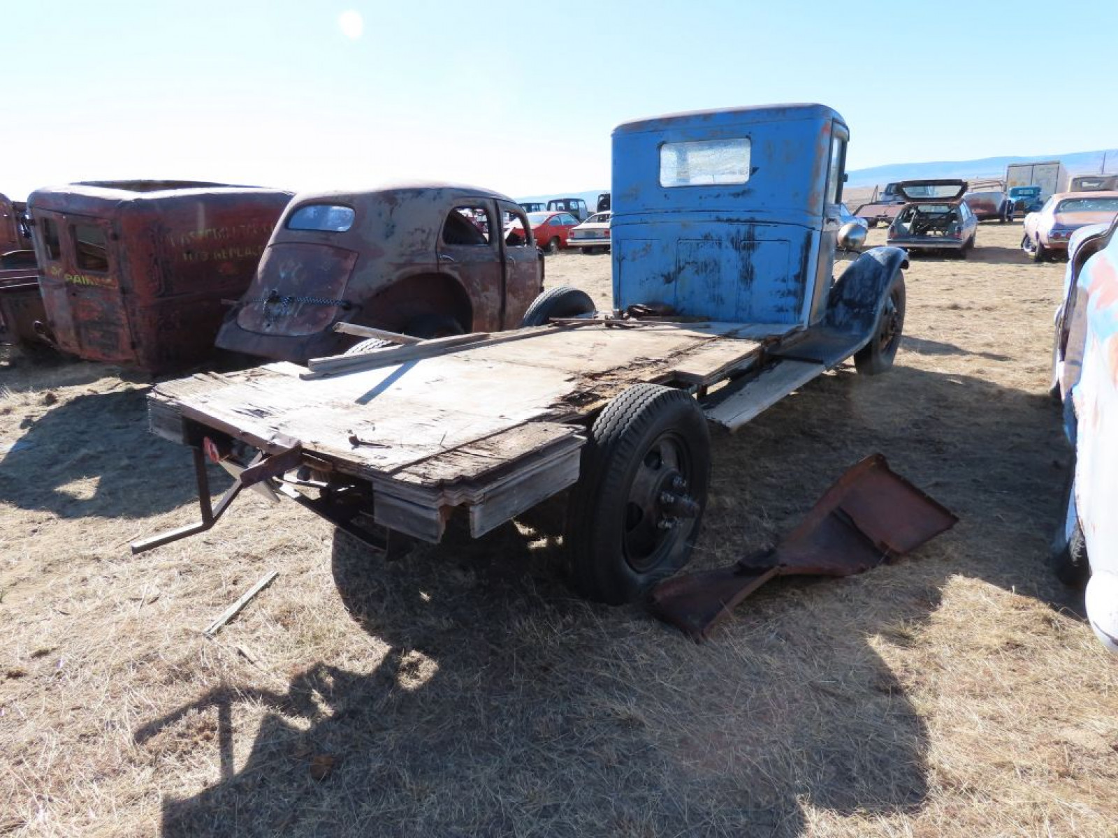 1932 Ford Truck - Image 8
