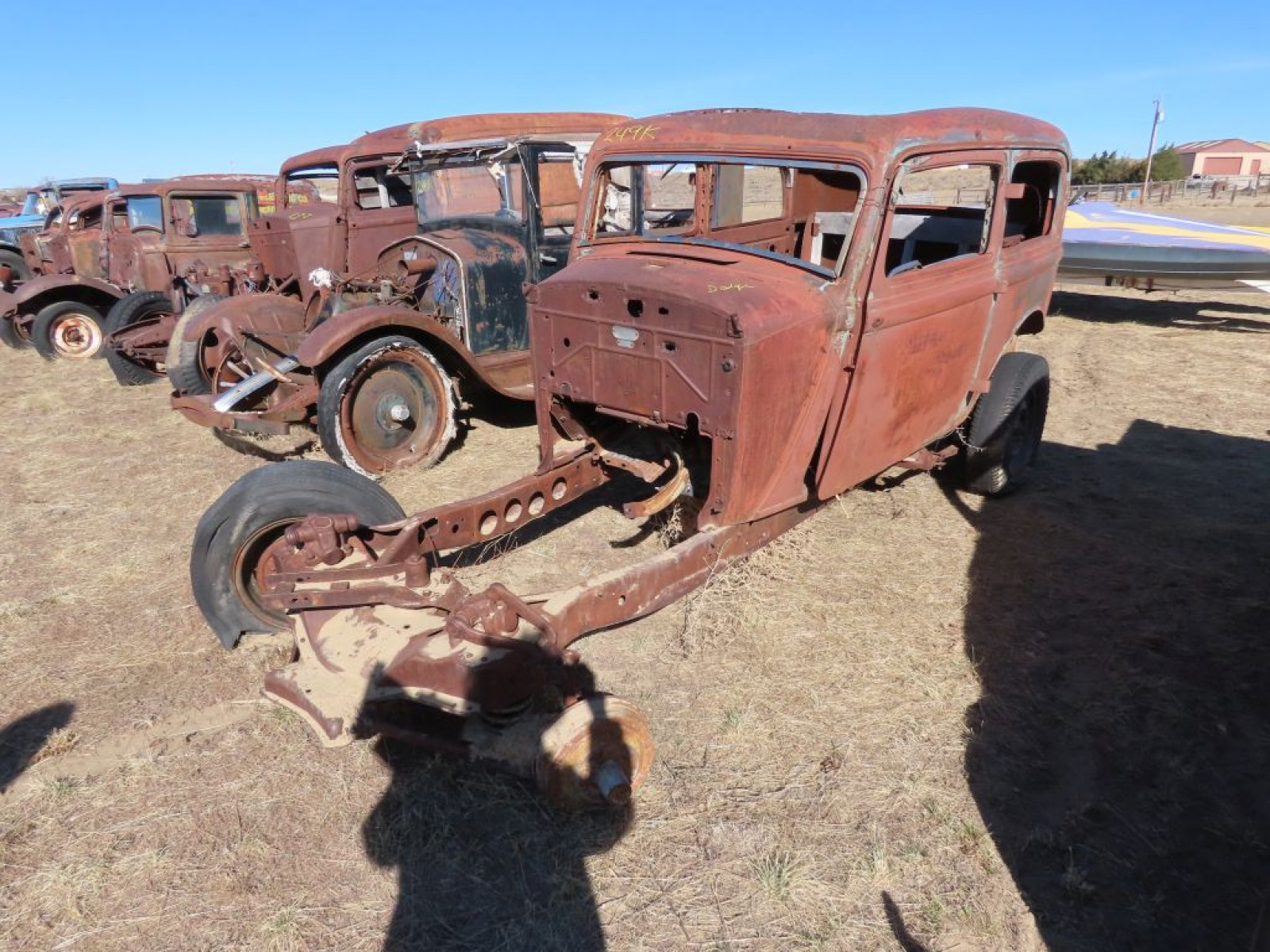 1933 Plymouth 2dr Sedan for Rod, Restore or Parts - Image 3