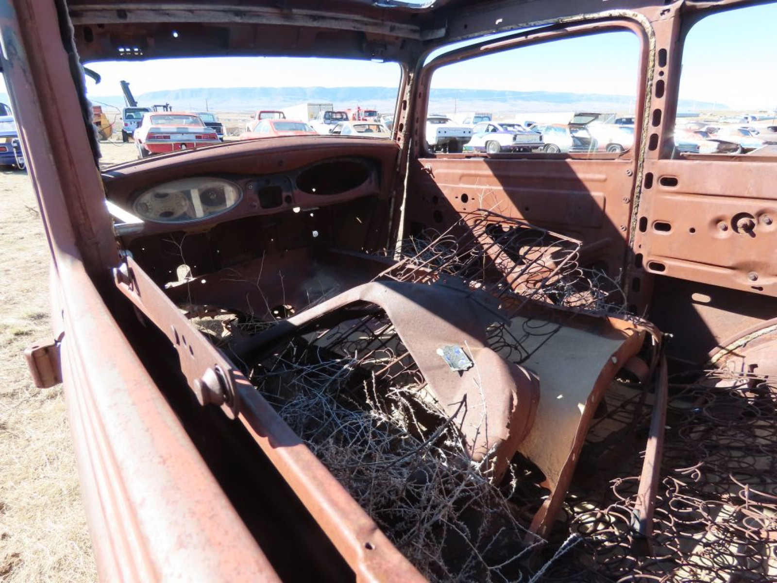 1933 Plymouth 2dr Sedan for Rod, Restore or Parts - Image 5